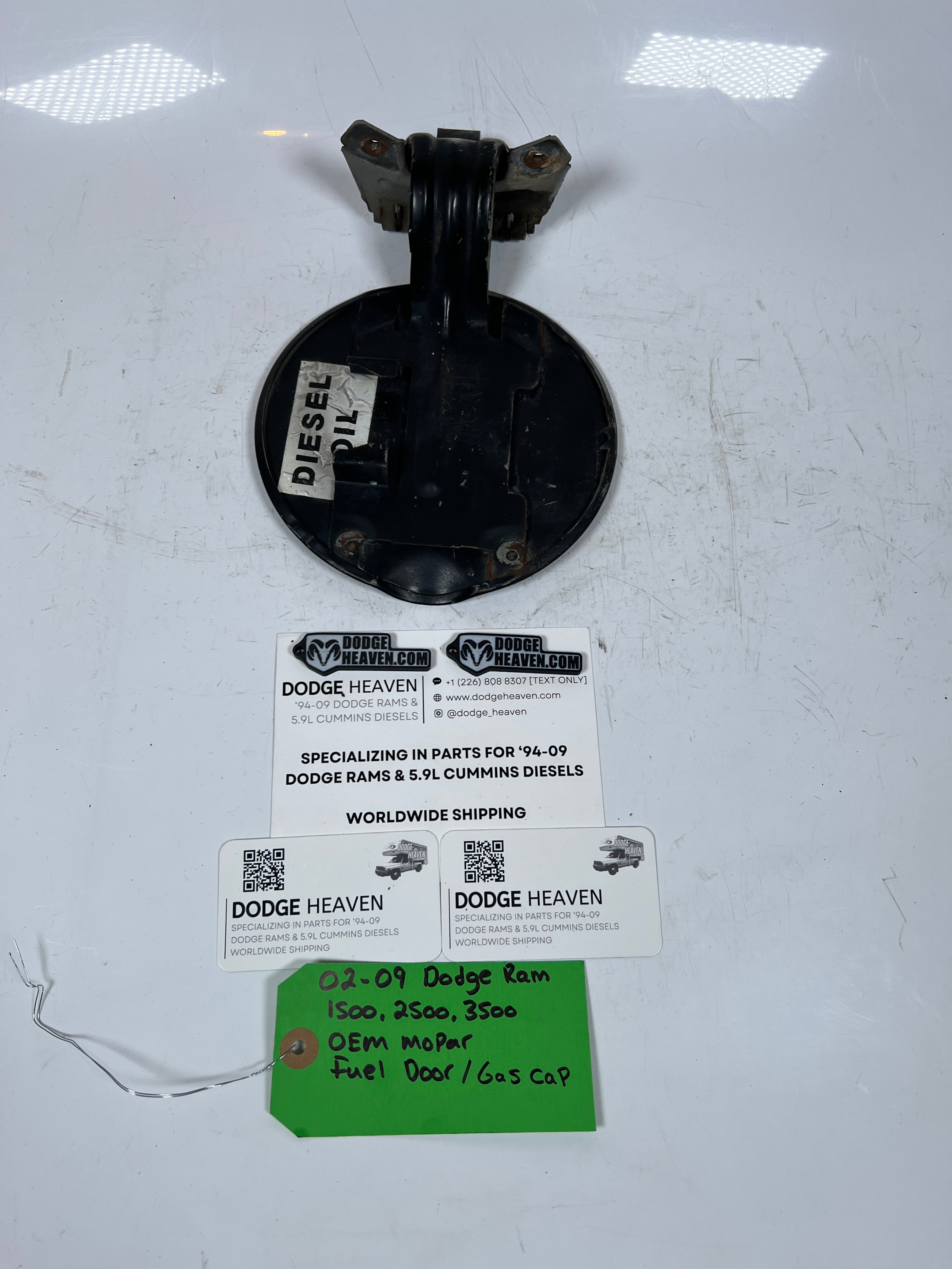 2002-2009 Dodge Ram 1500-3500 Fuel Door / Gas Cap