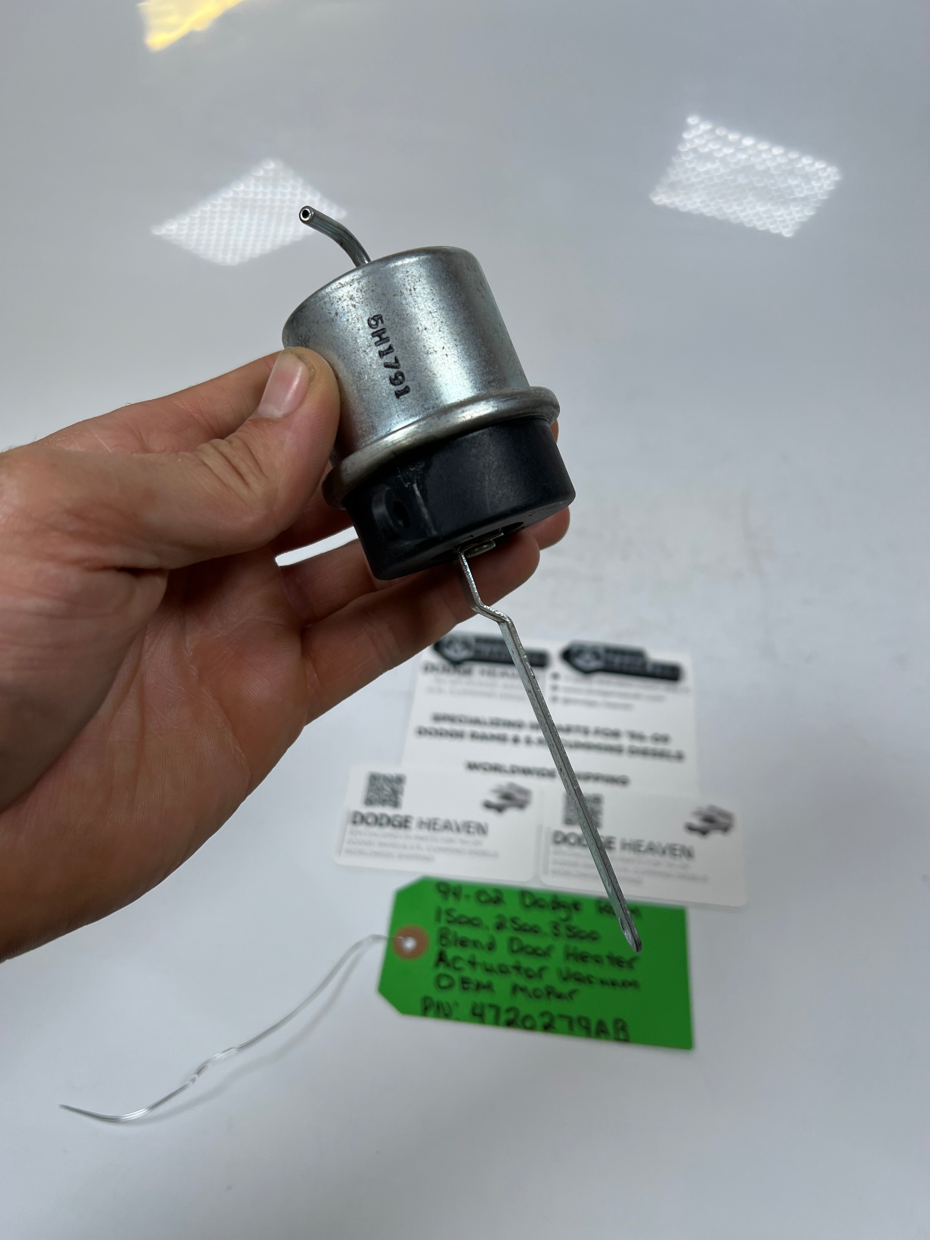 1994-2002 Dodge Ram Blend Door Heater Actuator Vacuum