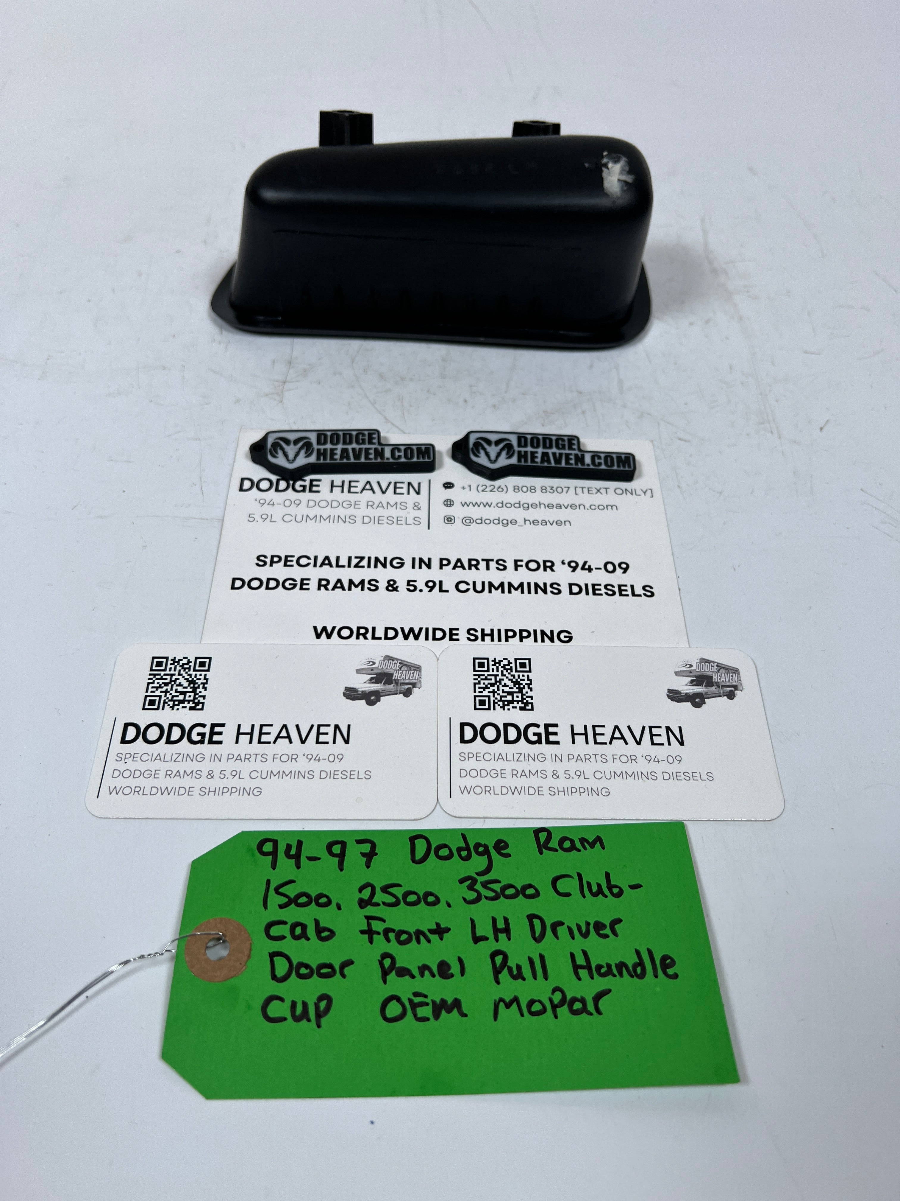 1994-1997 Dodge Ram Club Cab Front LH Driver Door Panel Pull Handle Cup