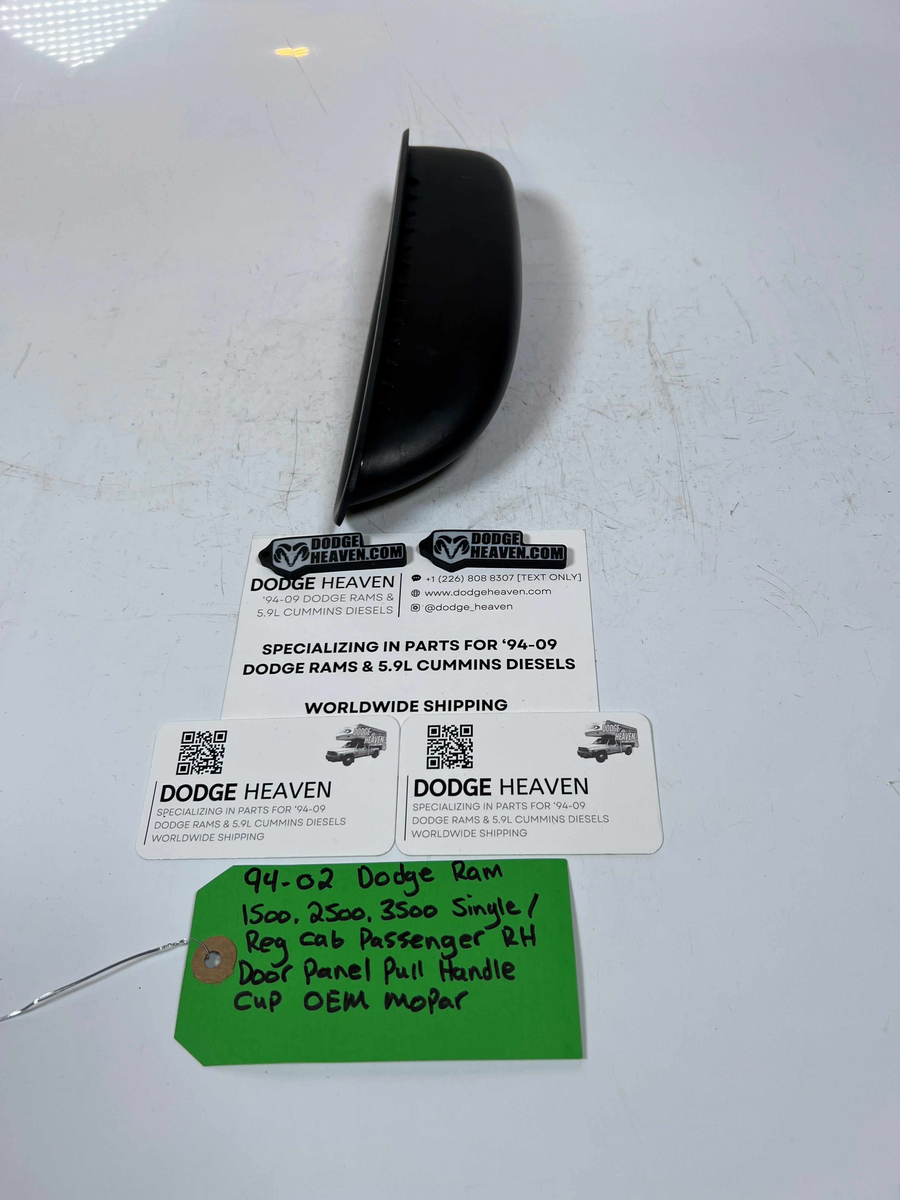 1994-2002 Dodge Ram Single Cab Passenger RH Door Panel Pull Handle Cup