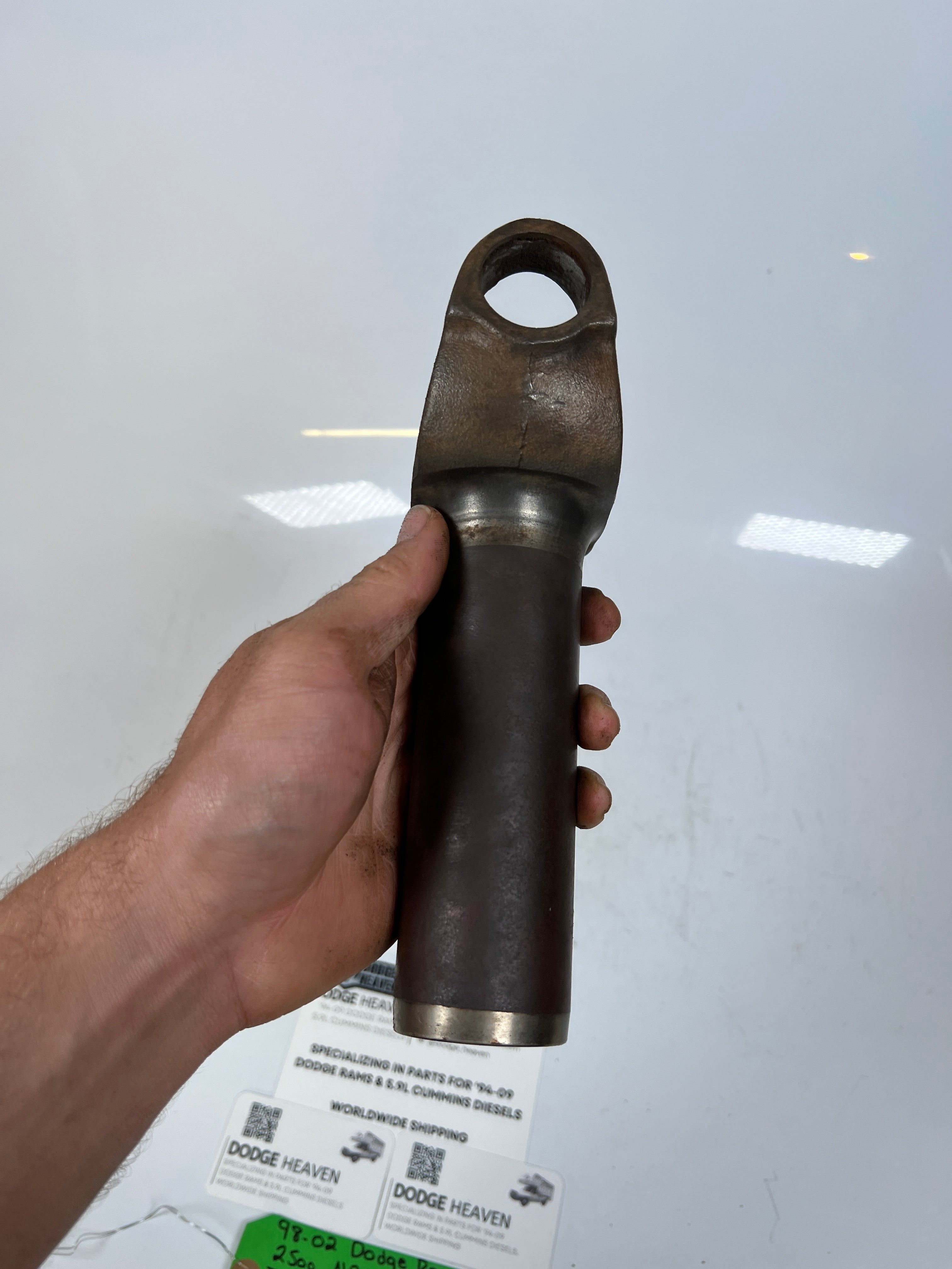 1998-2002 Dodge Ram 2500 241DLD Transfer Case Rear Output Slip Yoke Spicer