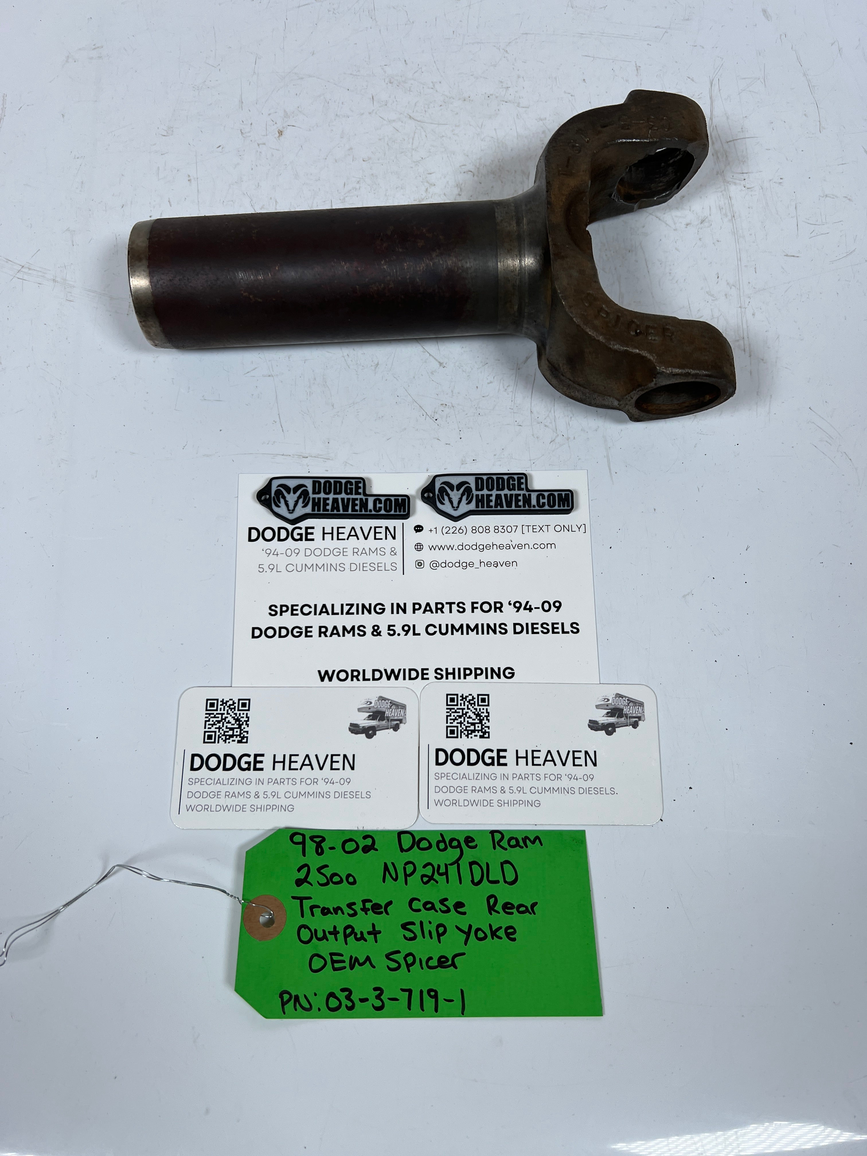 1998-2002 Dodge Ram 2500 241DLD Transfer Case Rear Output Slip Yoke Spicer