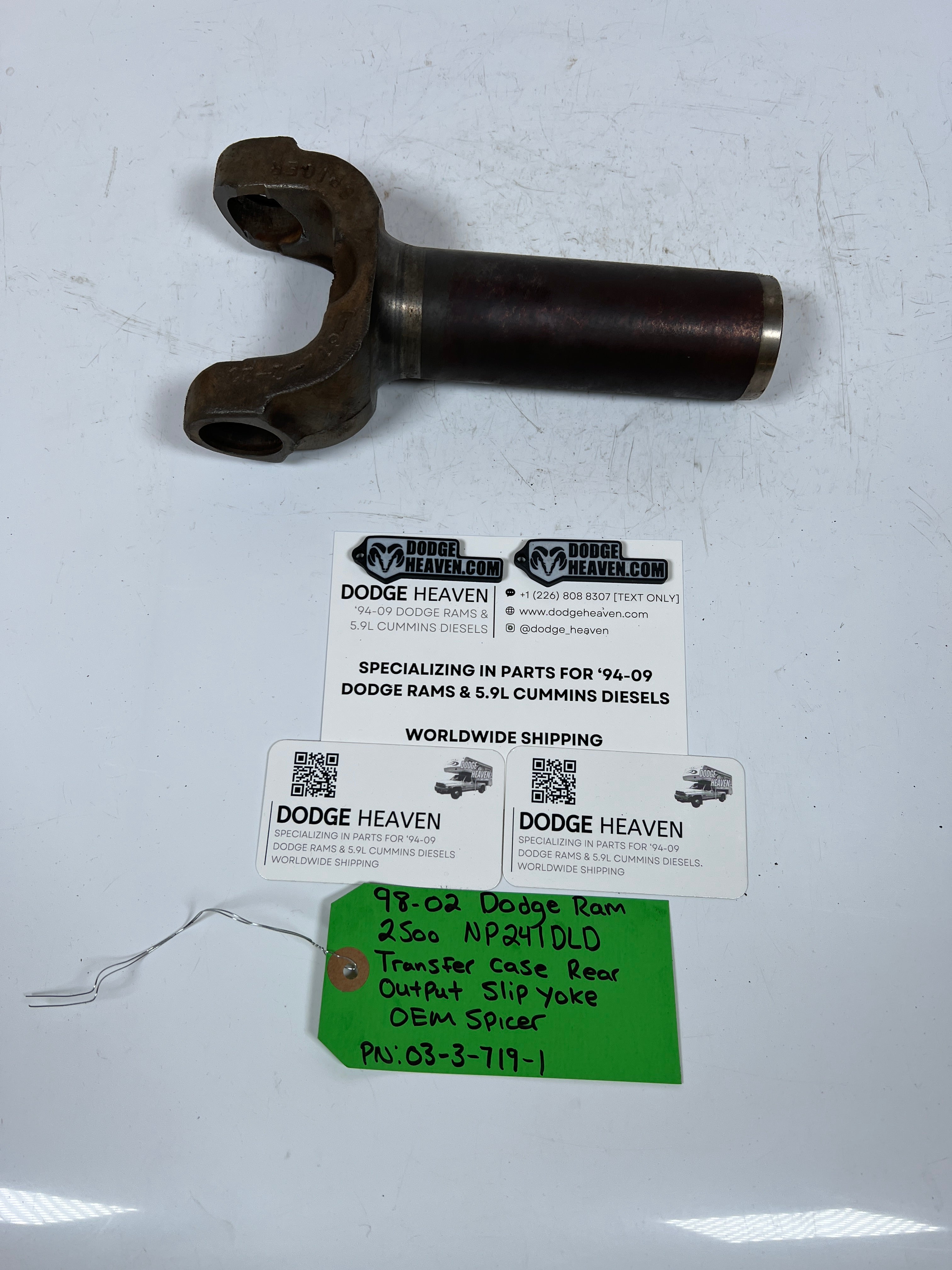 1998-2002 Dodge Ram 2500 241DLD Transfer Case Rear Output Slip Yoke Spicer