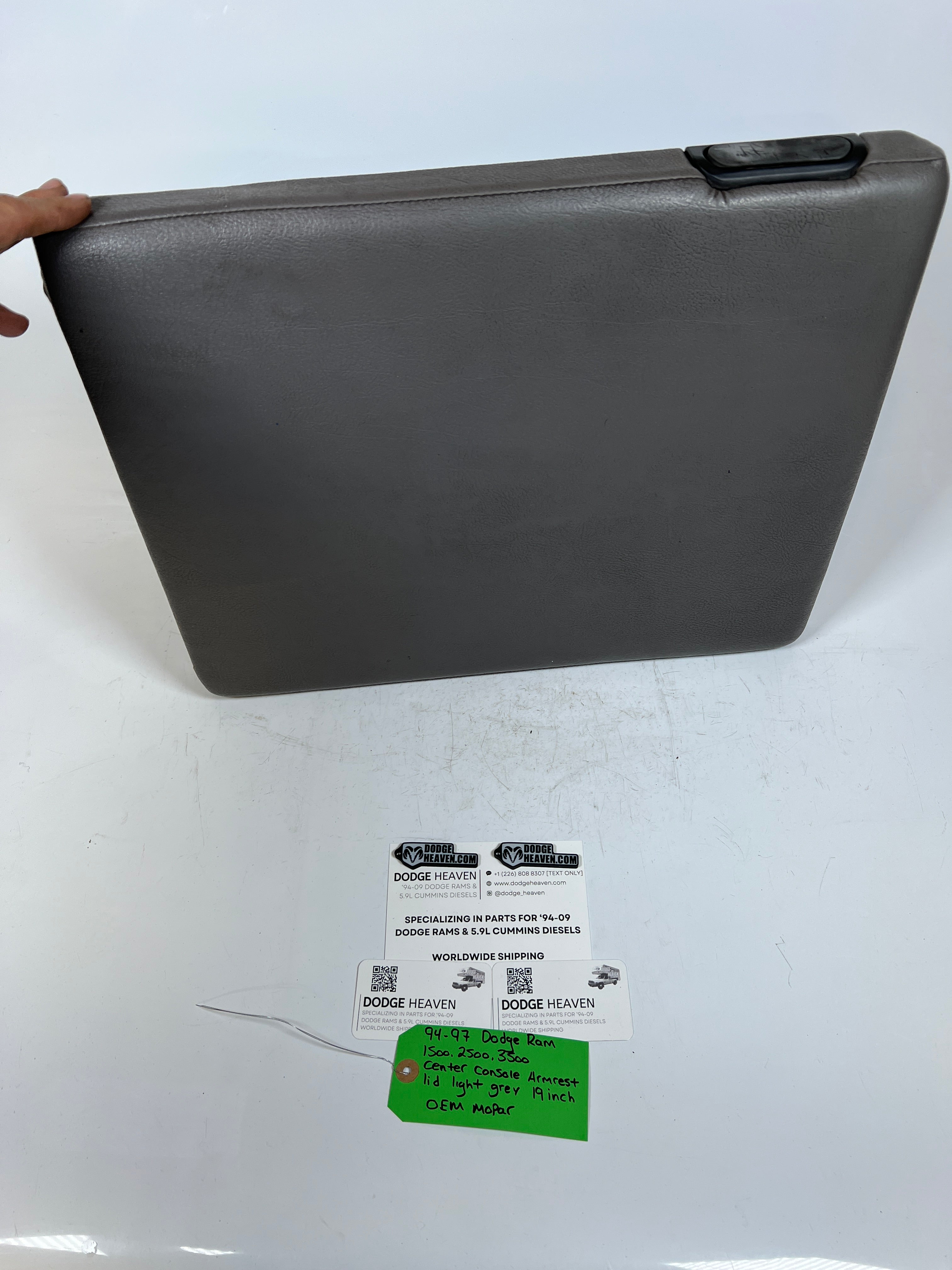 1994-1997 Dodge Ram 1500-3500 Center Console Arm Rest Lid Light Grey 19 Inch