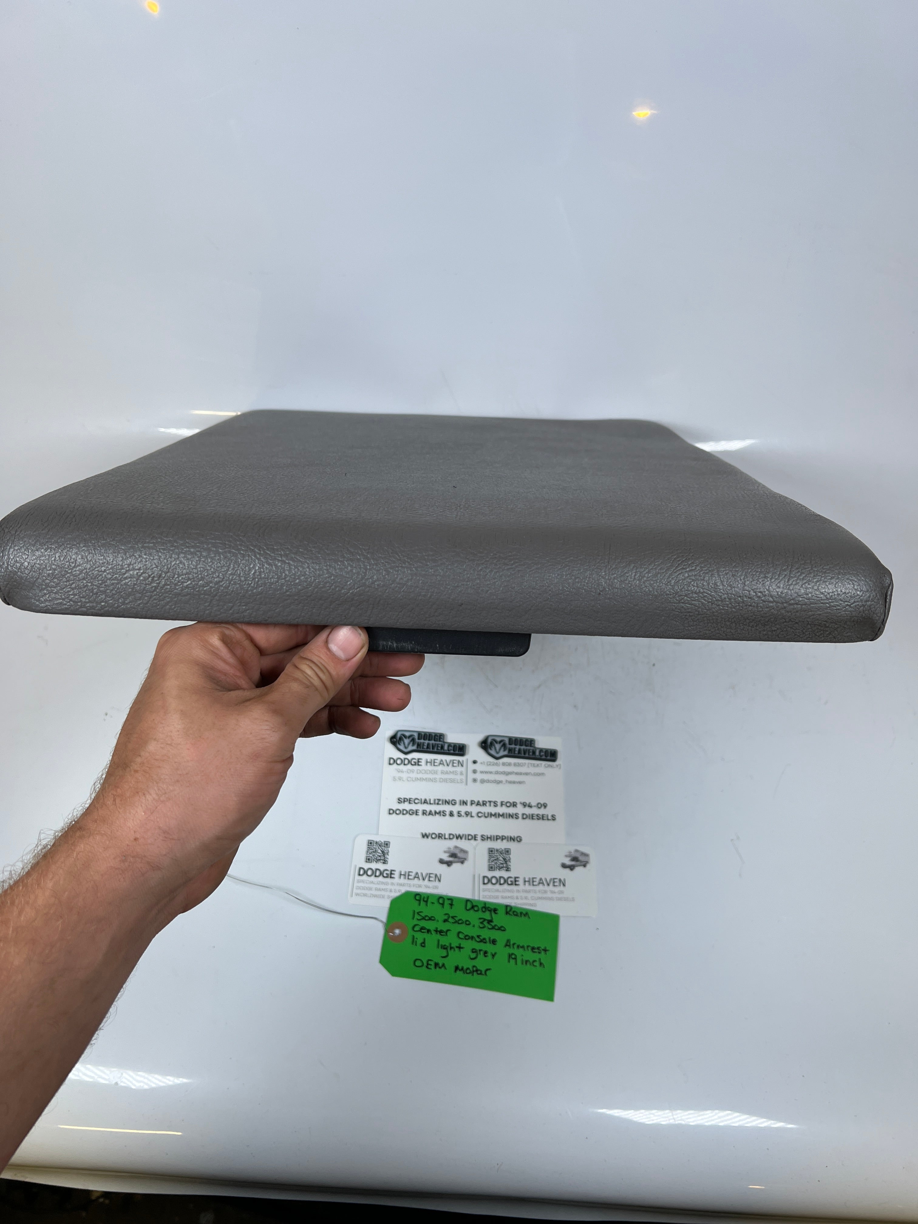 1994-1997 Dodge Ram 1500-3500 Center Console Arm Rest Lid Light Grey 19 Inch
