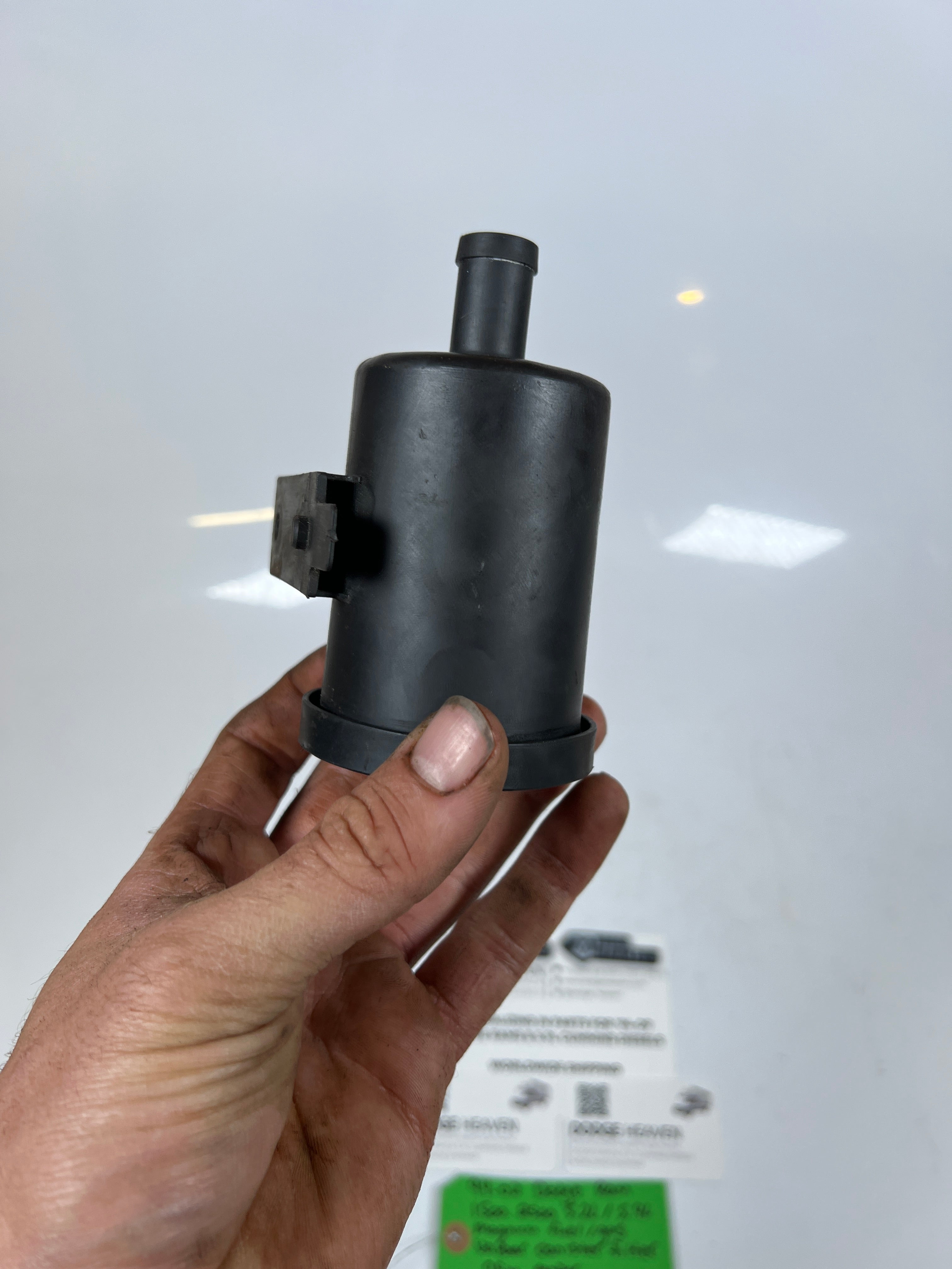 1994-2002 Dodge Ram 5.2L 5.9L Magnum Gas Vapor Canister Filter