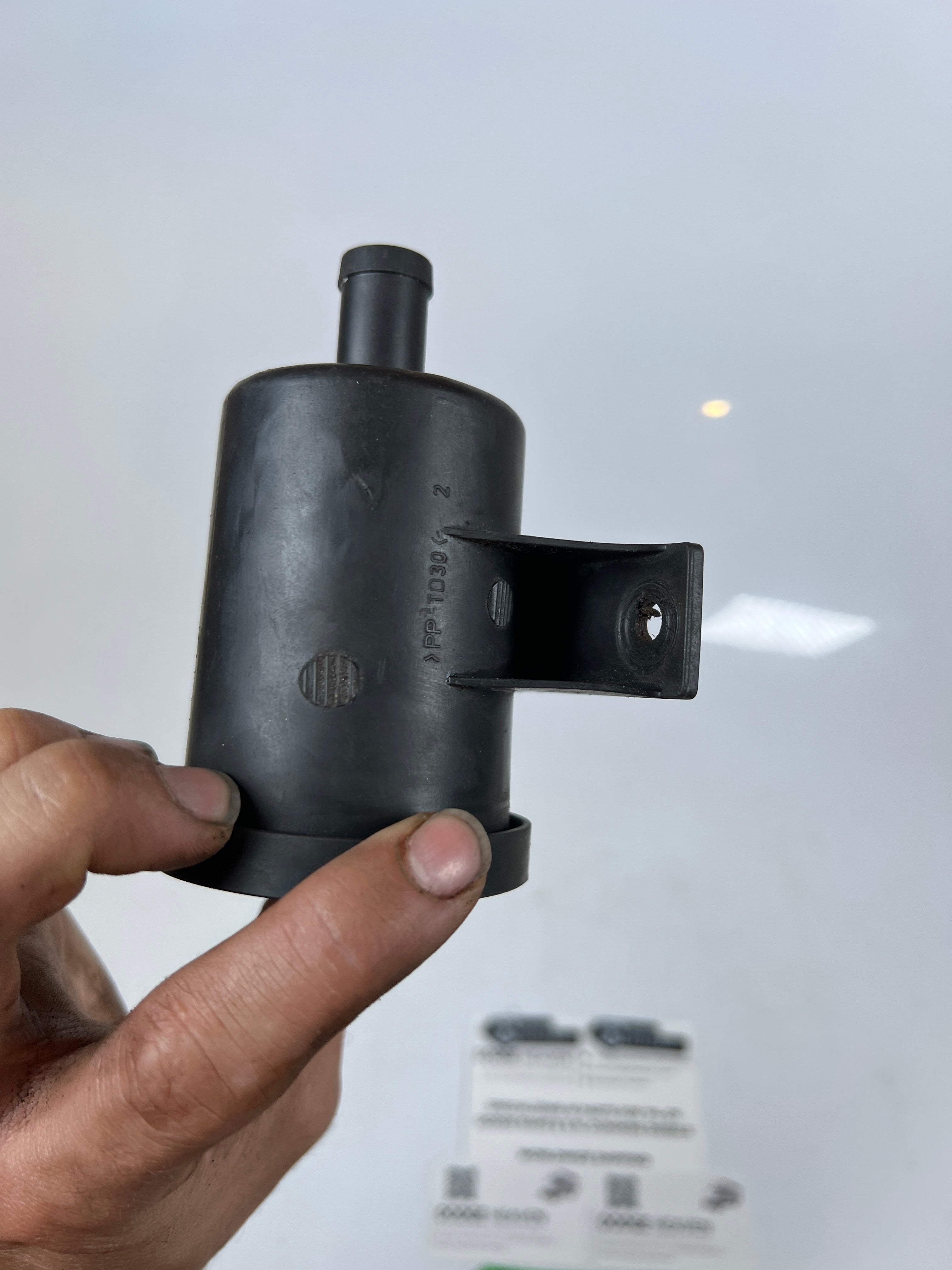 1994-2002 Dodge Ram 5.2L 5.9L Magnum Gas Vapor Canister Filter