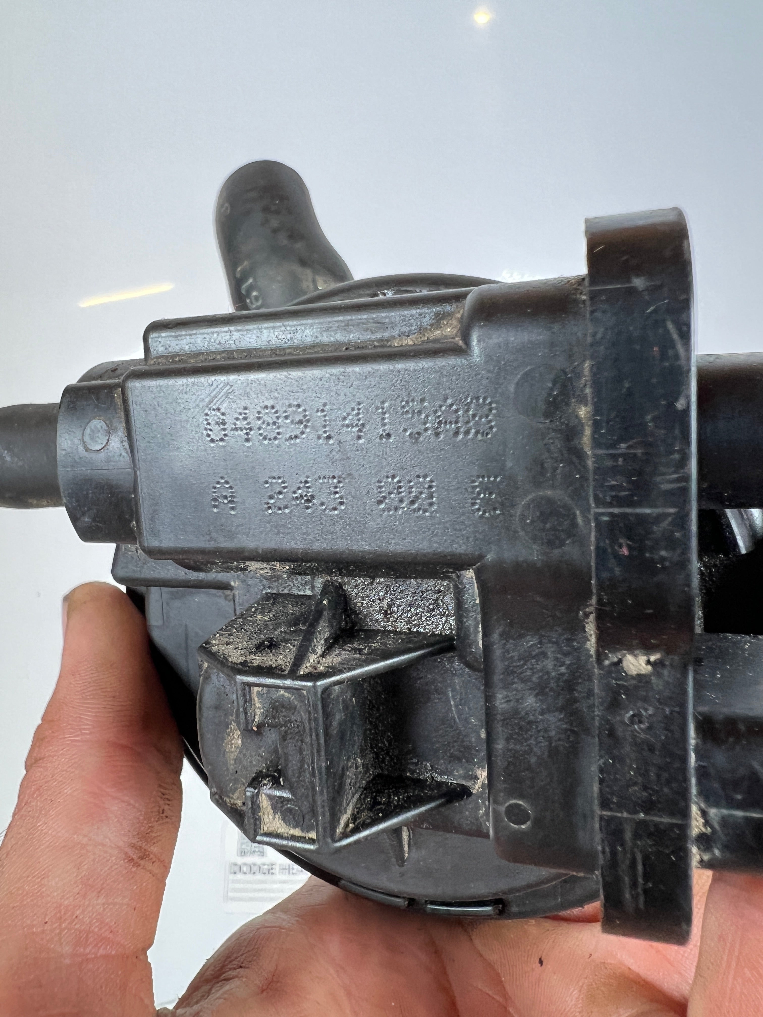 1998-2002 Dodge Ram 5.2L 5.9L gas magnum EVAP Leak Detection Pump