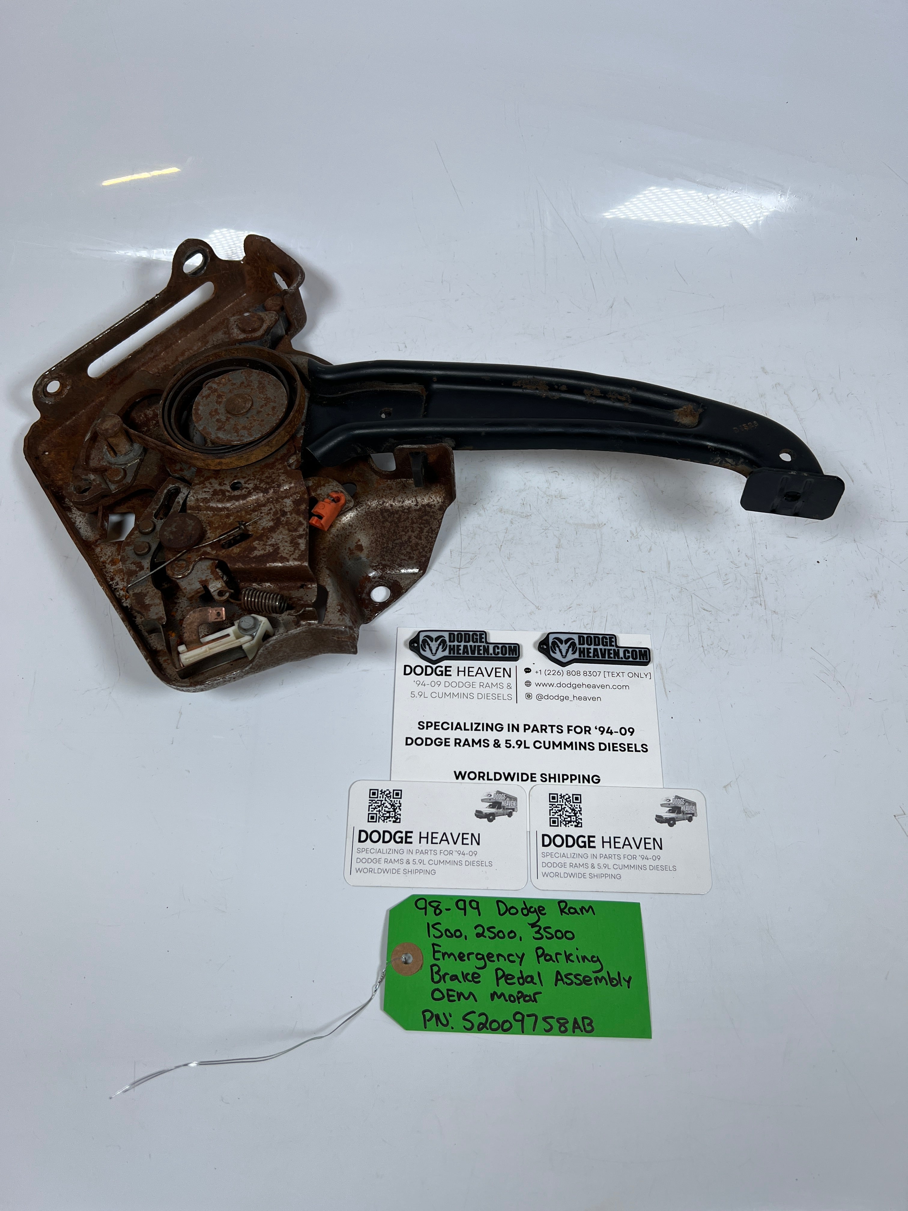 1998-1999 Dodge Ram Emergency Parking Brake Pedal Assembly