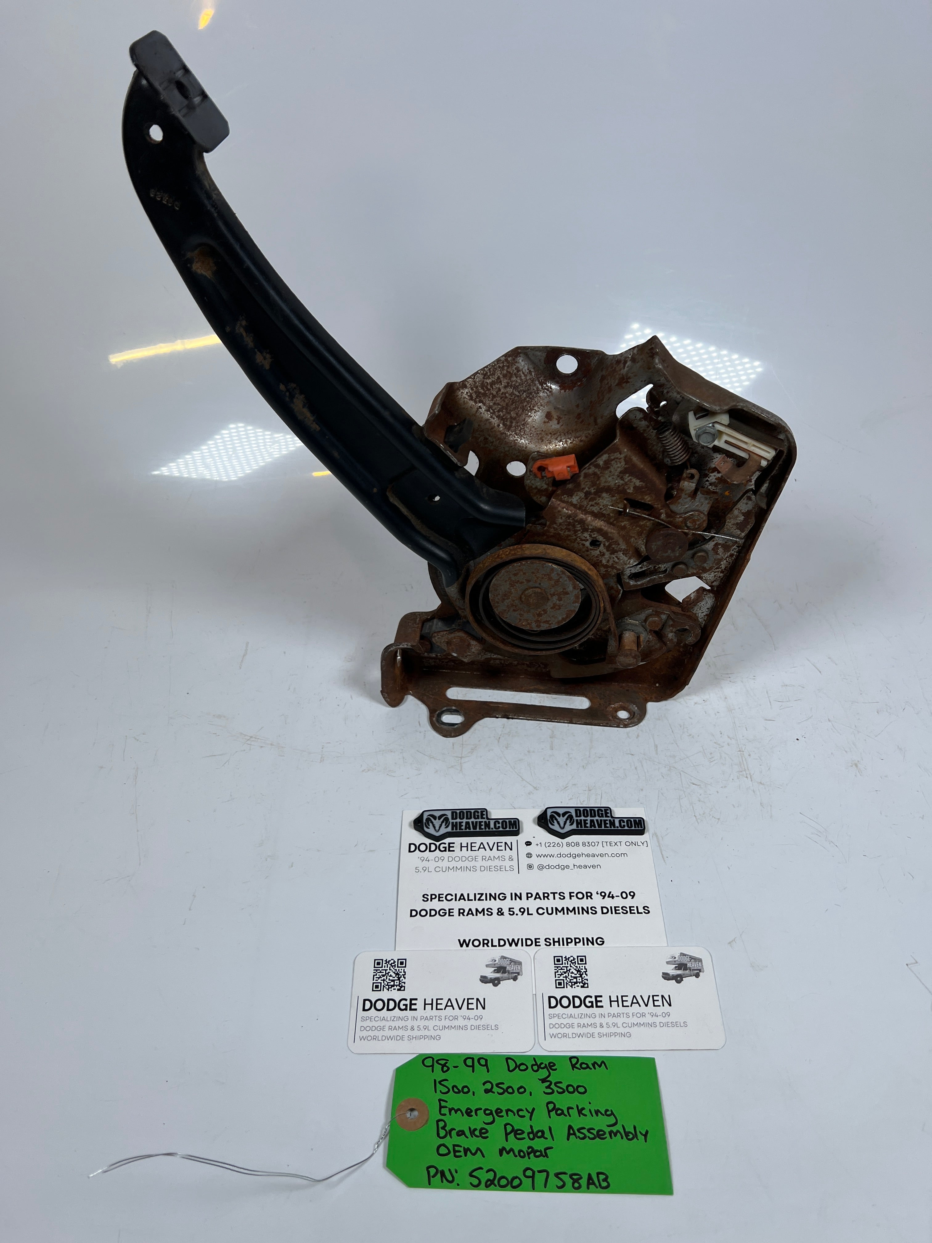 1998-1999 Dodge Ram Emergency Parking Brake Pedal Assembly