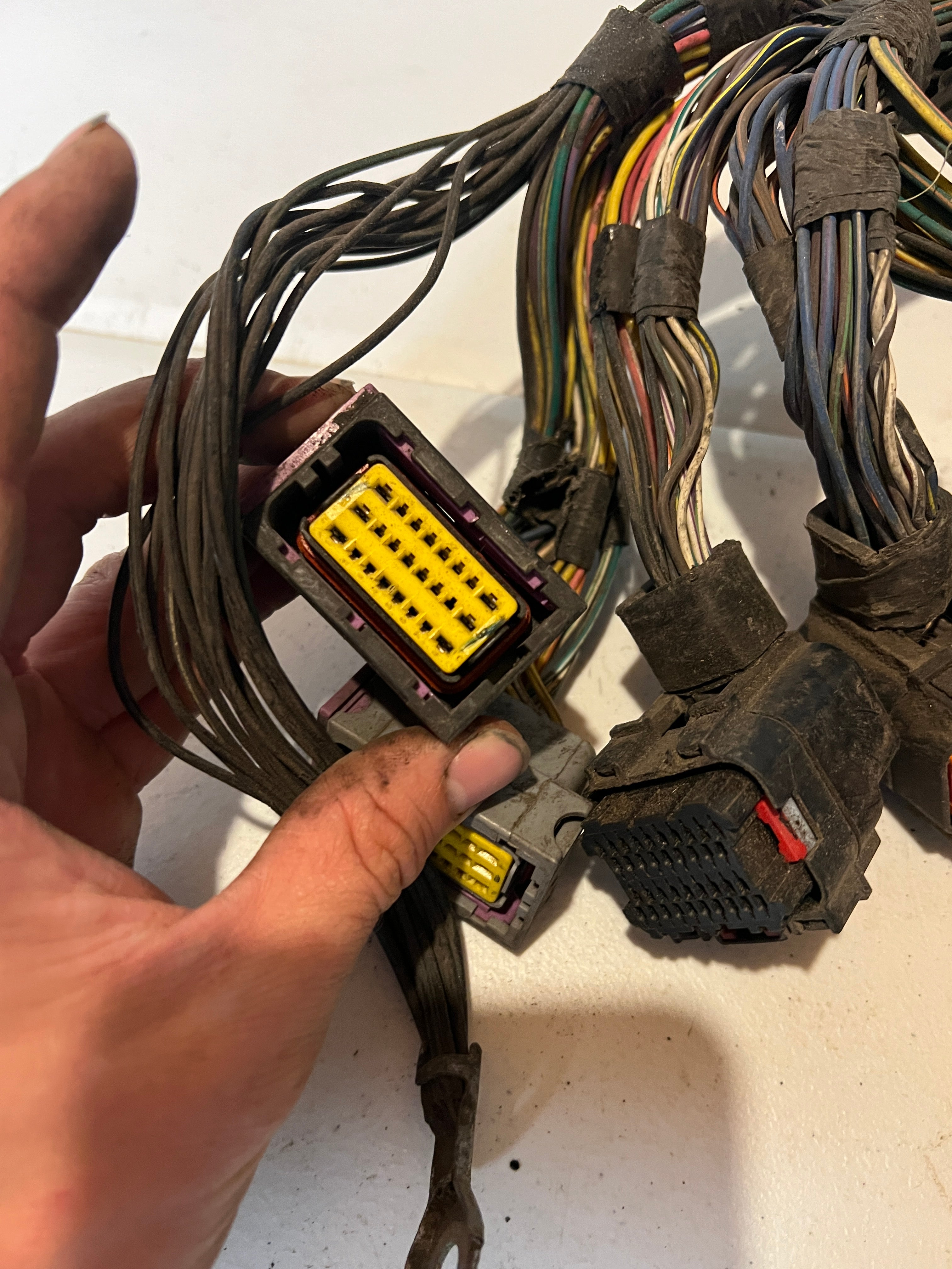 2004-2004 Dodge Ram 1500 5.7L Hemi Engine Wiring Harness Auto Electric 4x4