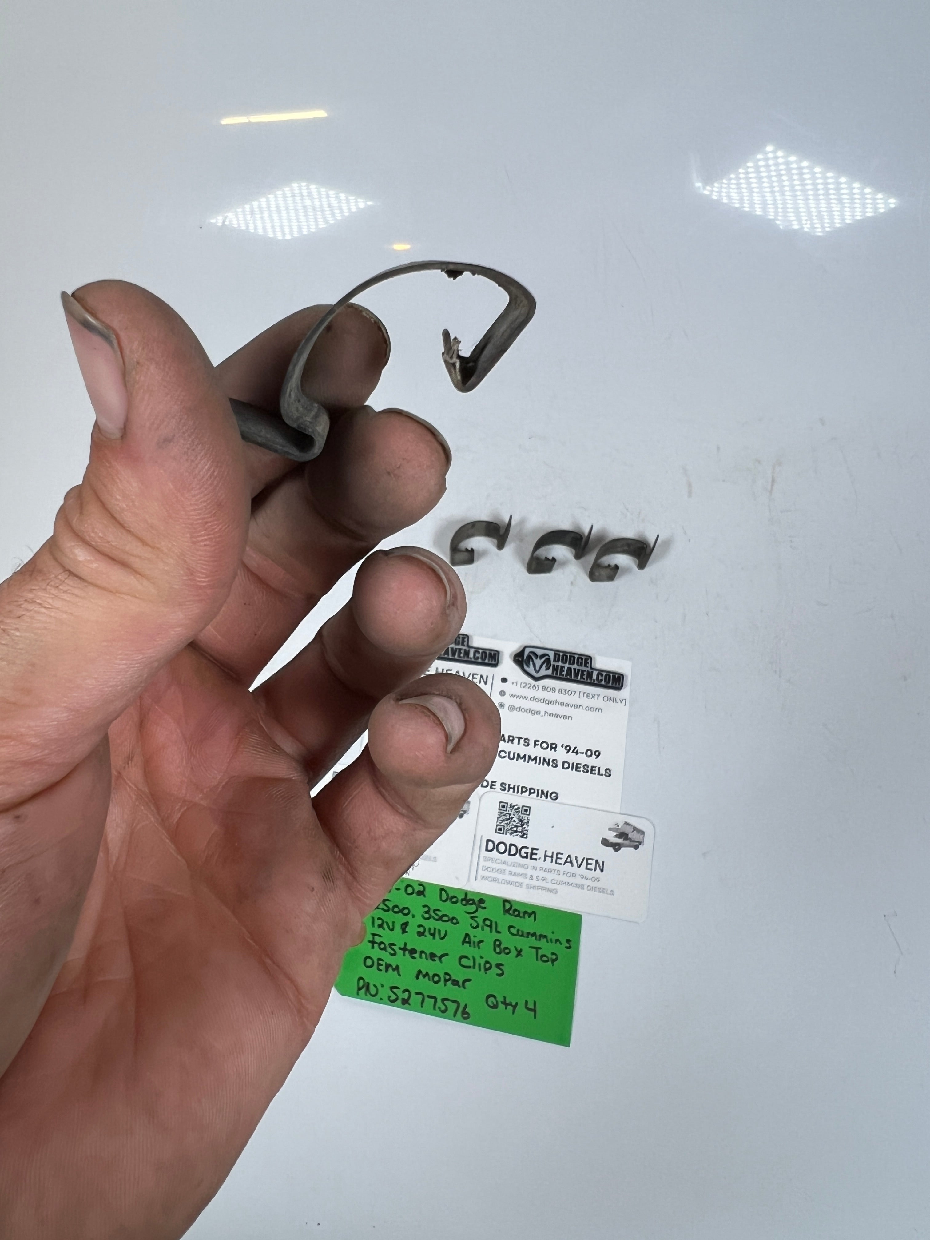 1994-2002 Dodge Ram 12V & 24V 5.9l Cummiins Air Box Top Fastener Clips QTY 4