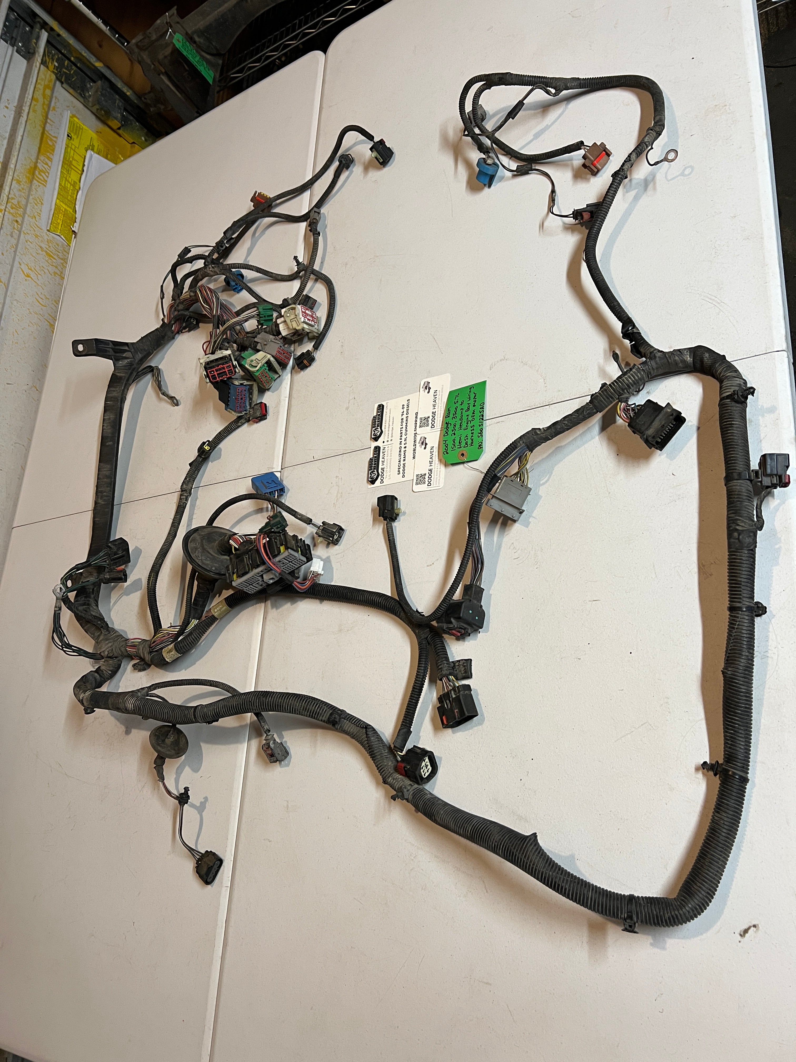 2004-2004 Dodge Ram 5.7L Hemi Head Lamp to Dash Engine Bay Wiring Harness