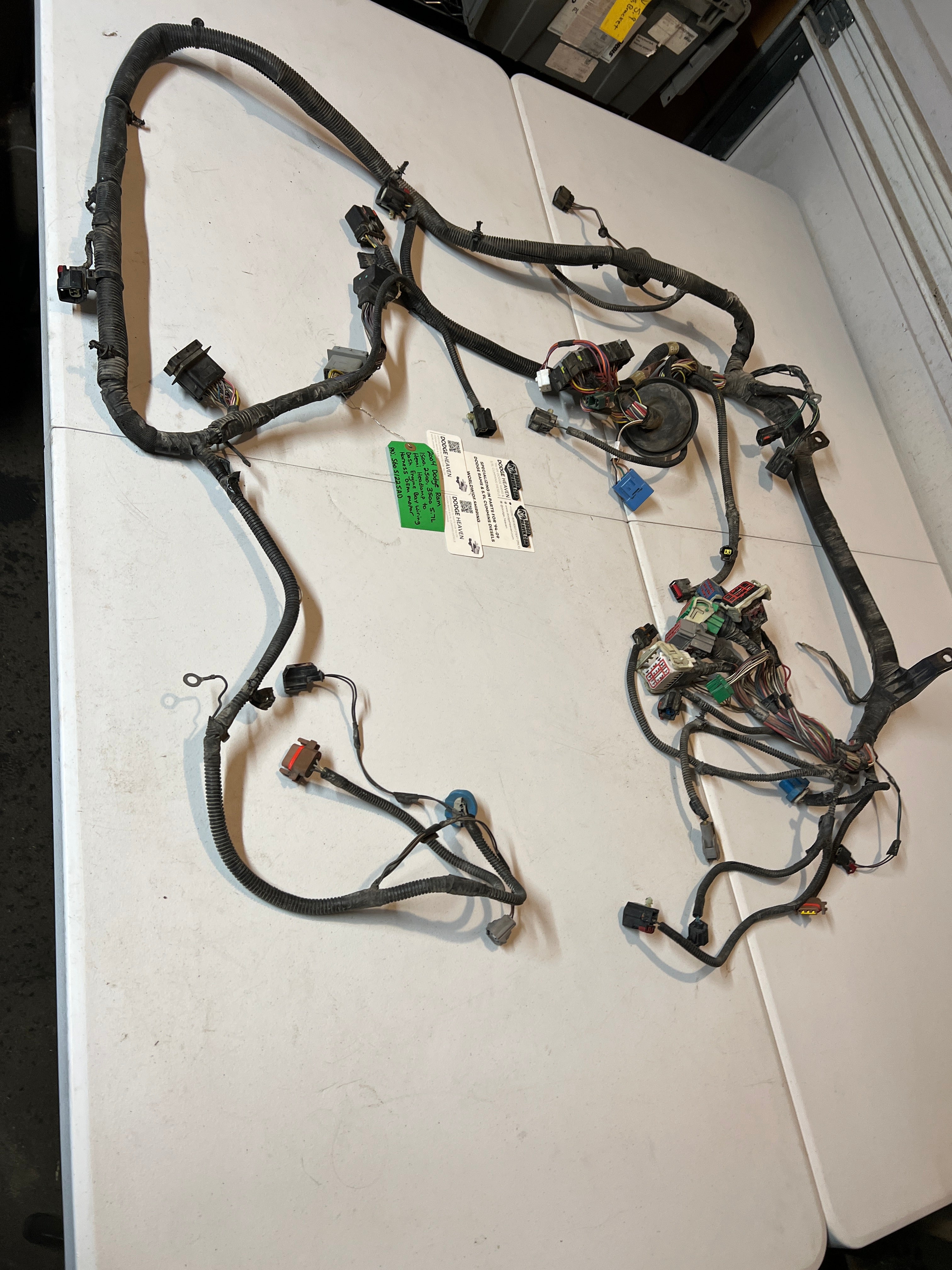 2004-2004 Dodge Ram 5.7L Hemi Head Lamp to Dash Engine Bay Wiring Harness