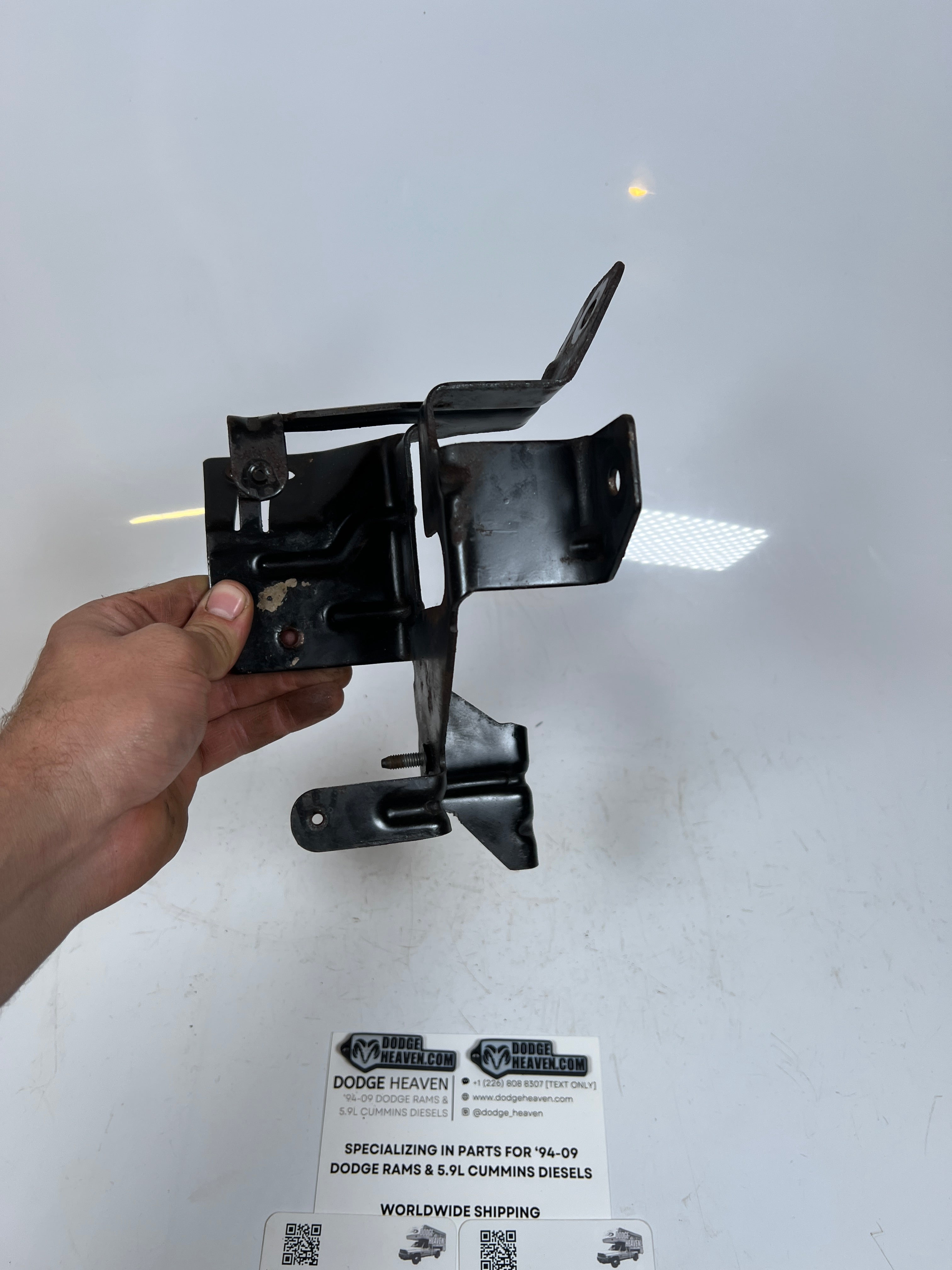 1998-2002 Dodge Ram ABS Anti-Lock Brake Control Module & Pump Bracket