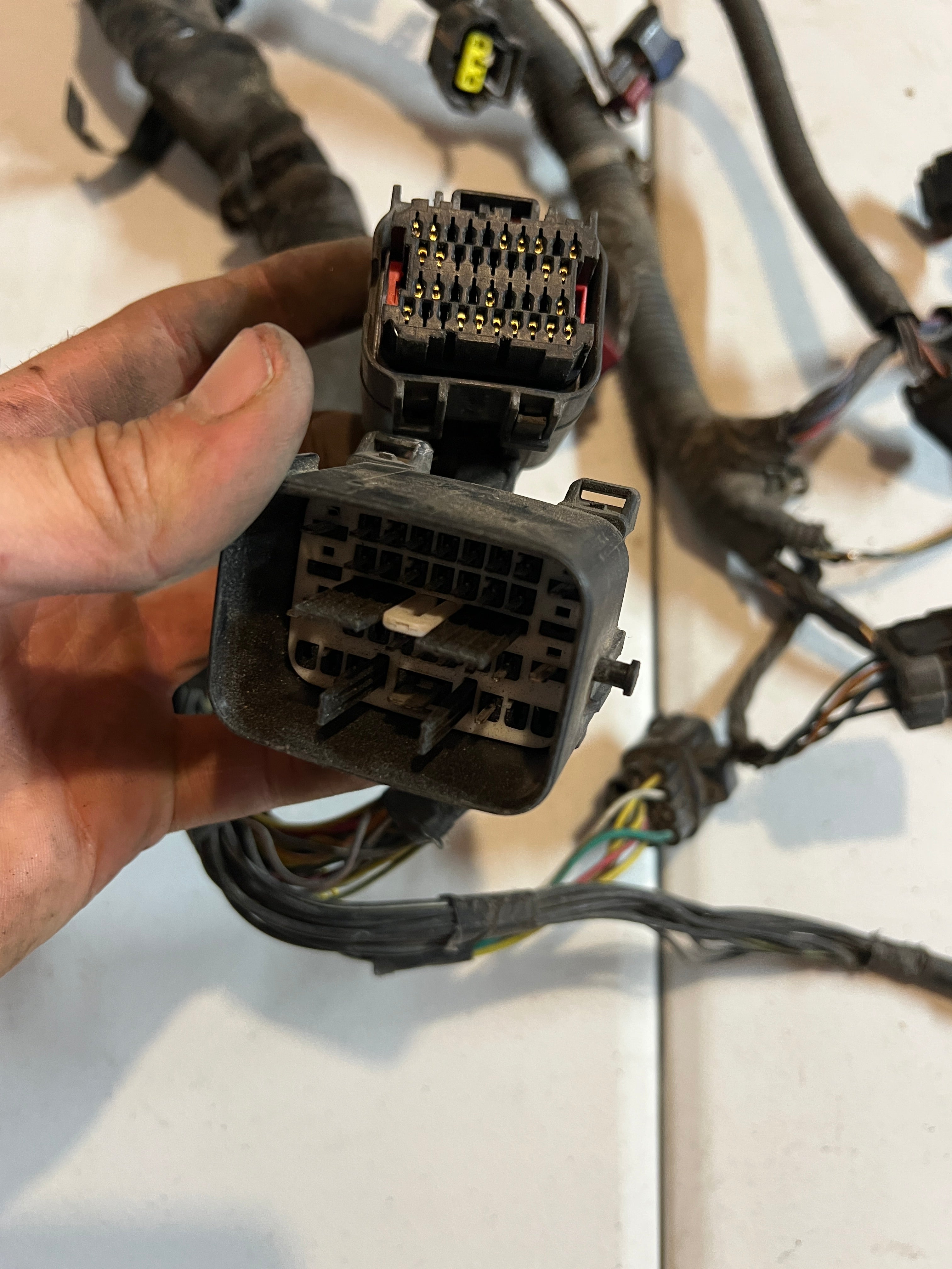 2007-2007 Dodge Ram 1500 5.7L hemi Engine Wiring Harness Auto Trans Electric 4x4
