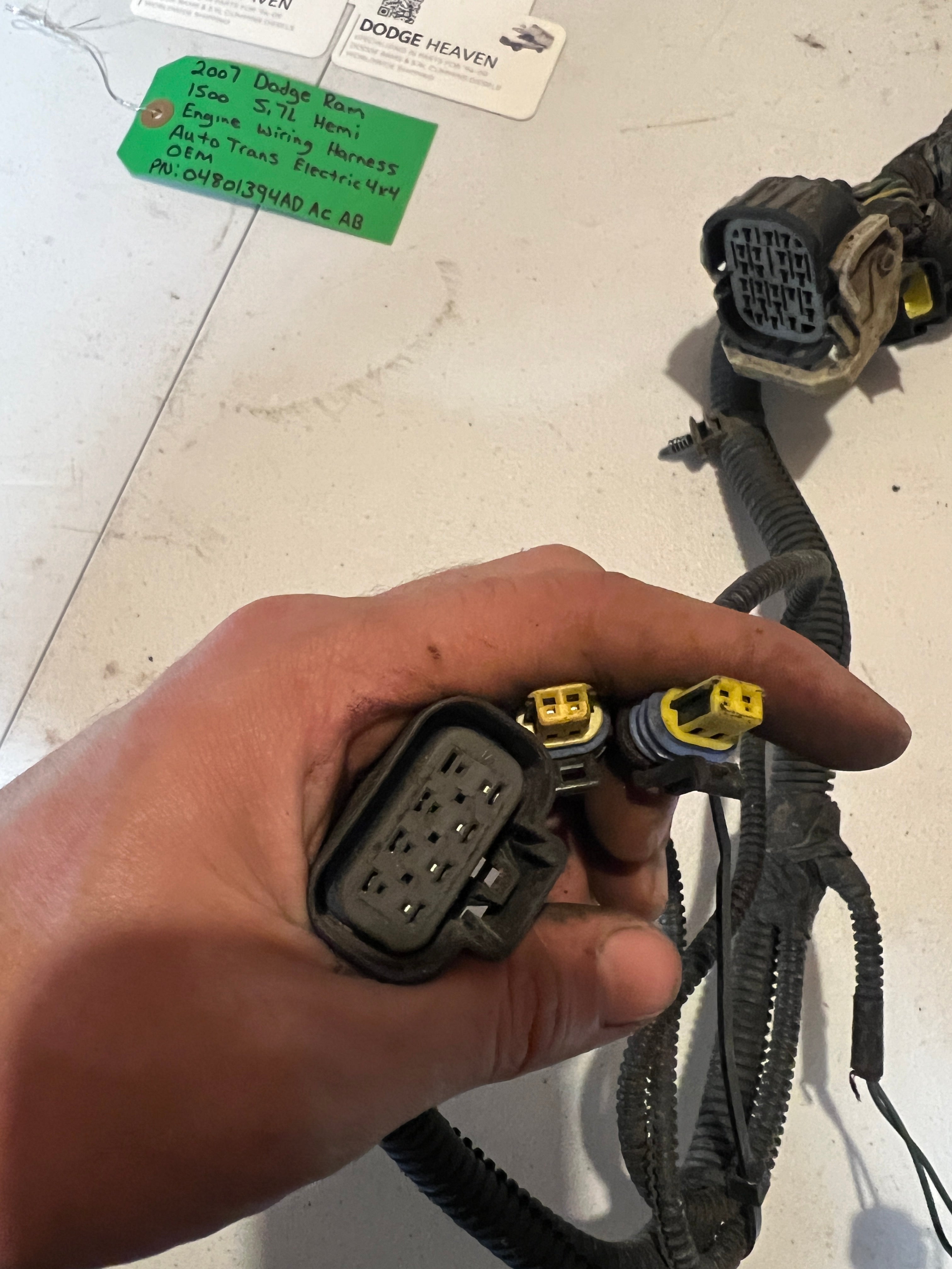 2007-2007 Dodge Ram 1500 5.7L hemi Engine Wiring Harness Auto Trans Electric 4x4