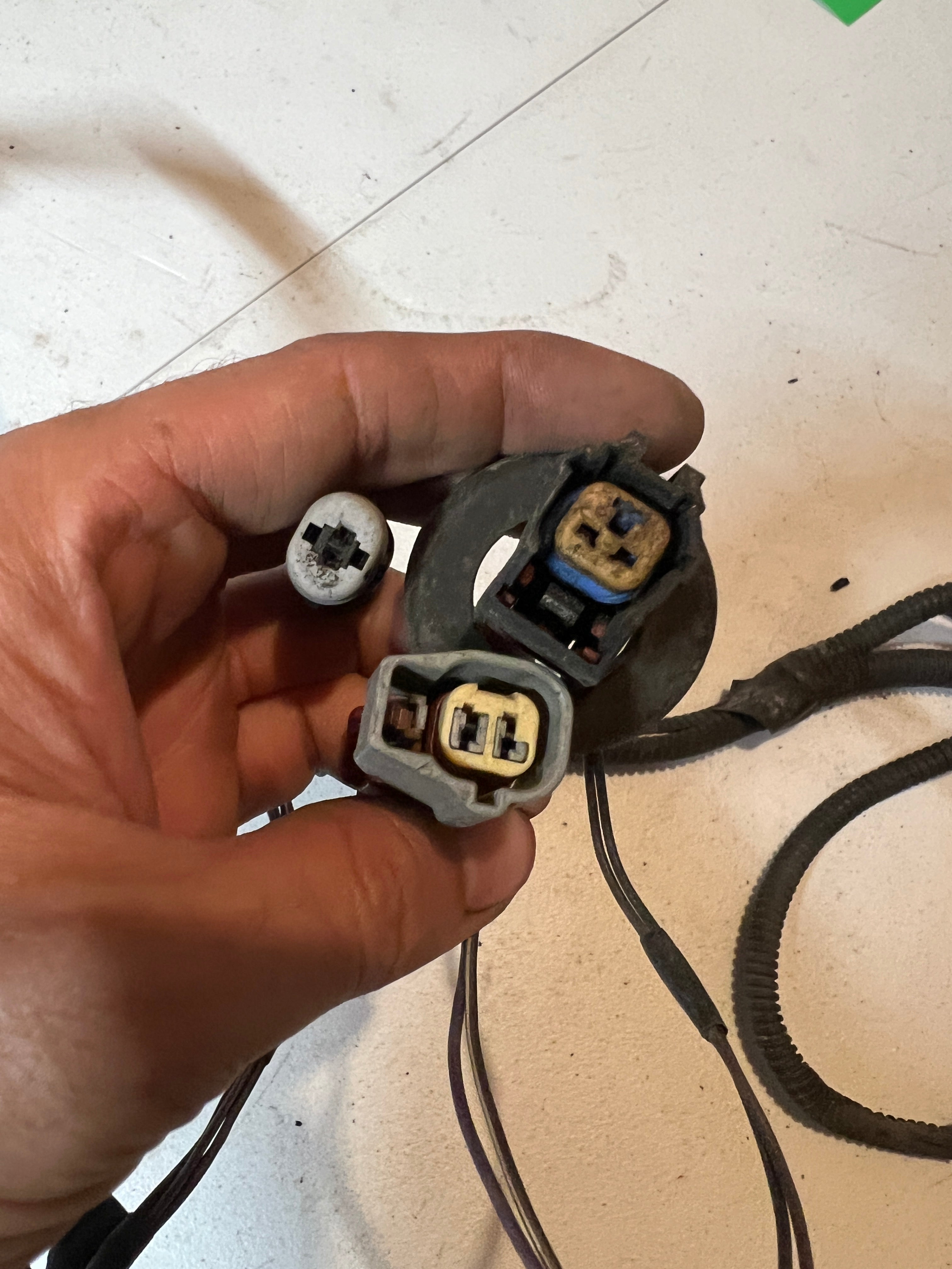 2007-2007 Dodge Ram 1500 5.7L hemi Head Lamp to Dash Engine Bay Wiring