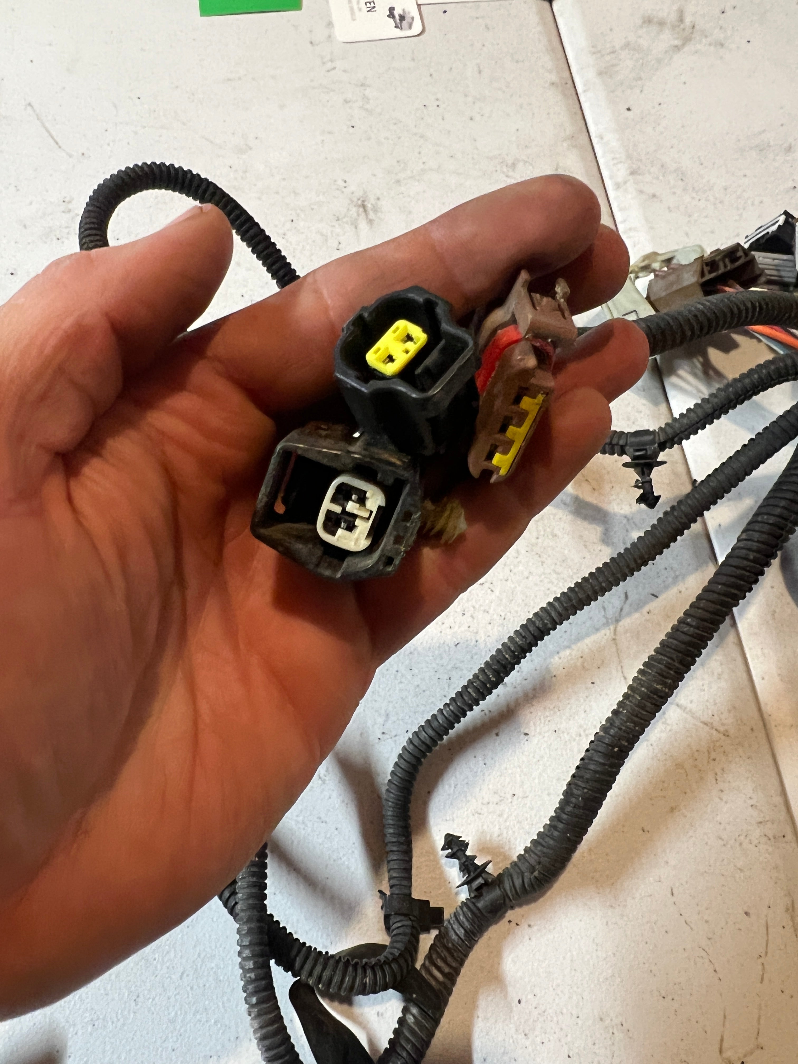 2007-2007 Dodge Ram 1500 5.7L hemi Head Lamp to Dash Engine Bay Wiring