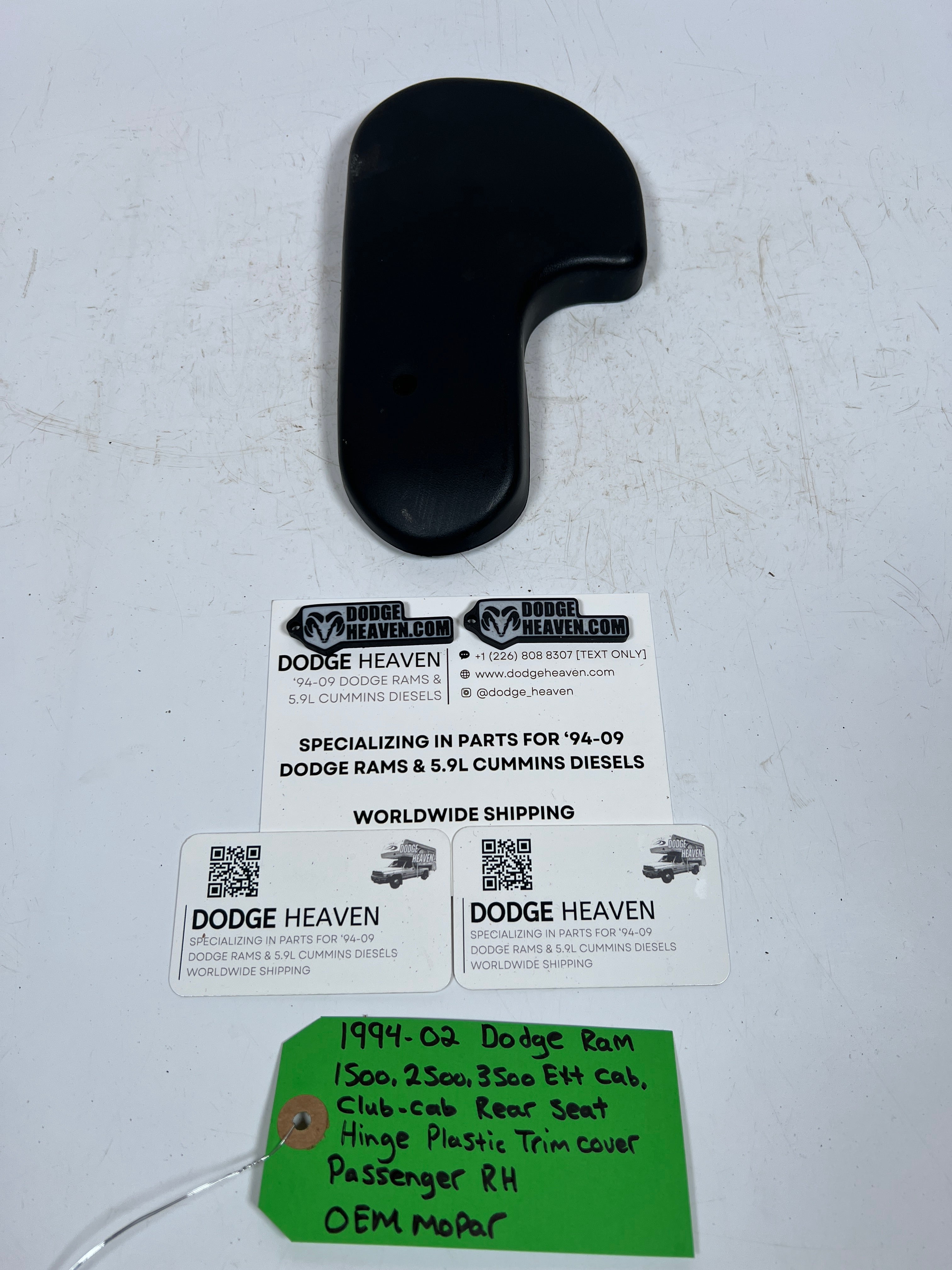 1994-2002 Dodge Ram Ext / Club Cab Rear Seat Hinge Trim Cover Passenger RH