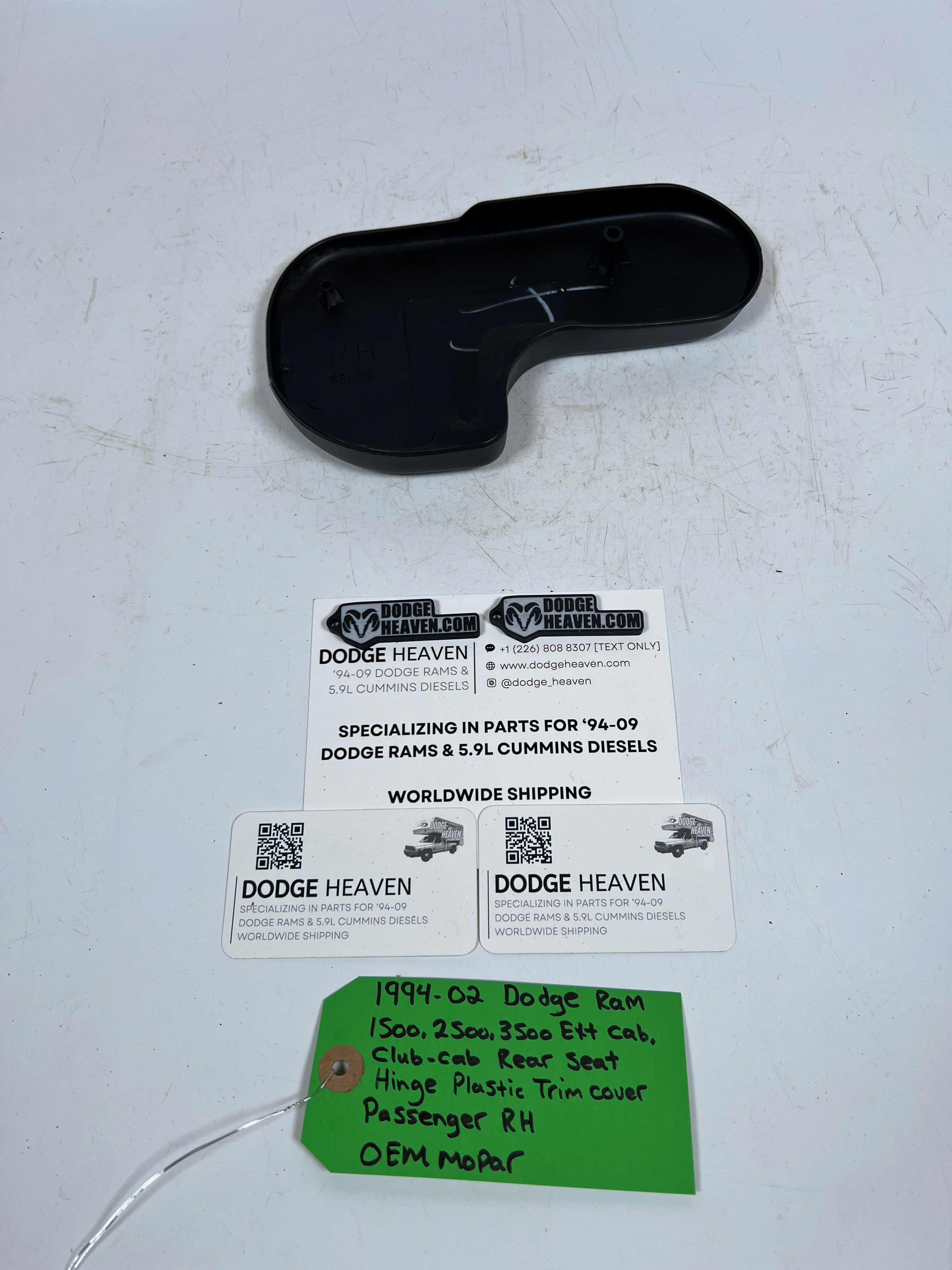 1994-2002 Dodge Ram Ext / Club Cab Rear Seat Hinge Trim Cover Passenger RH