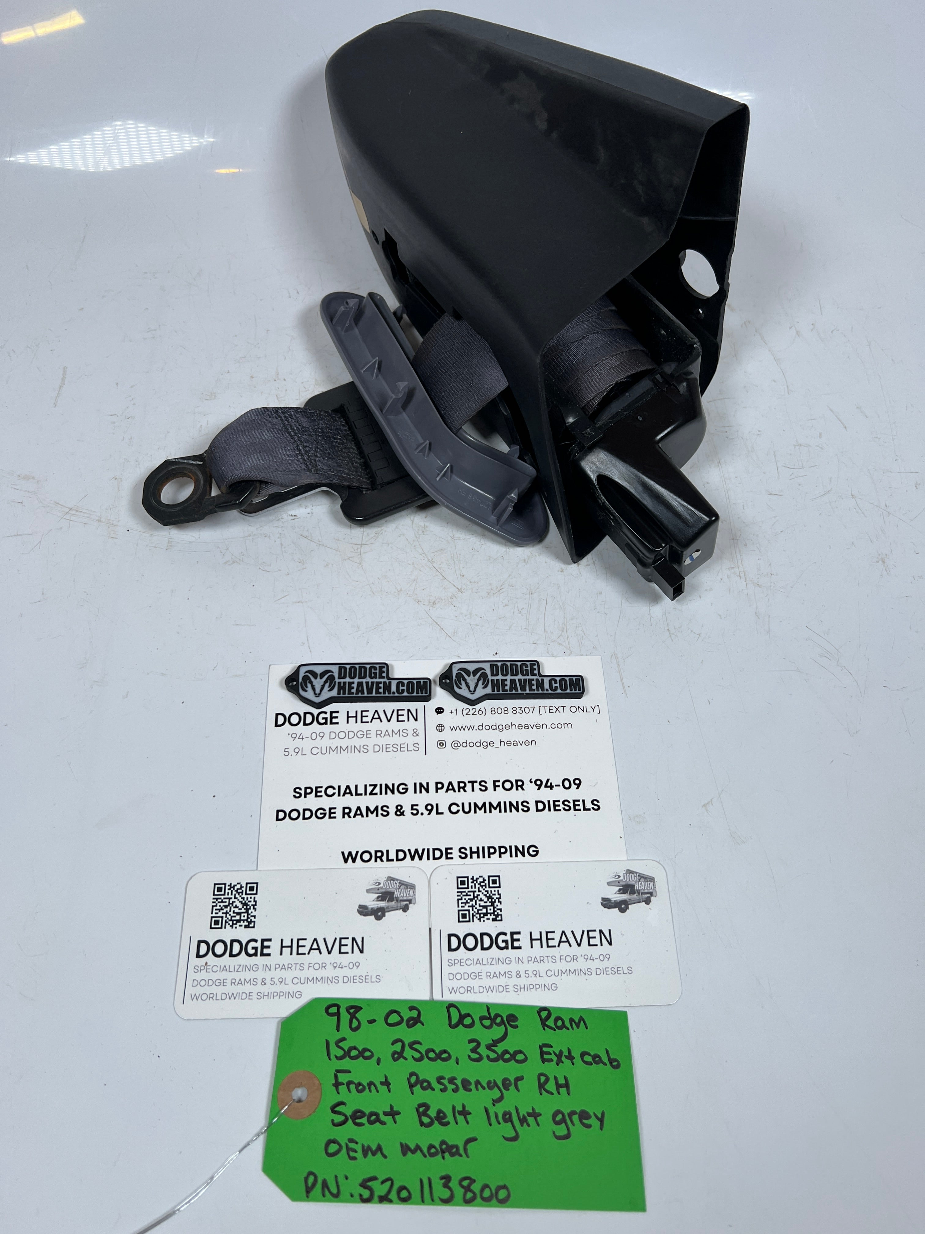 1998-2002 Dodge Ram 1500-3500 Front Passenger Seat Belt Ext Cab Light Grey