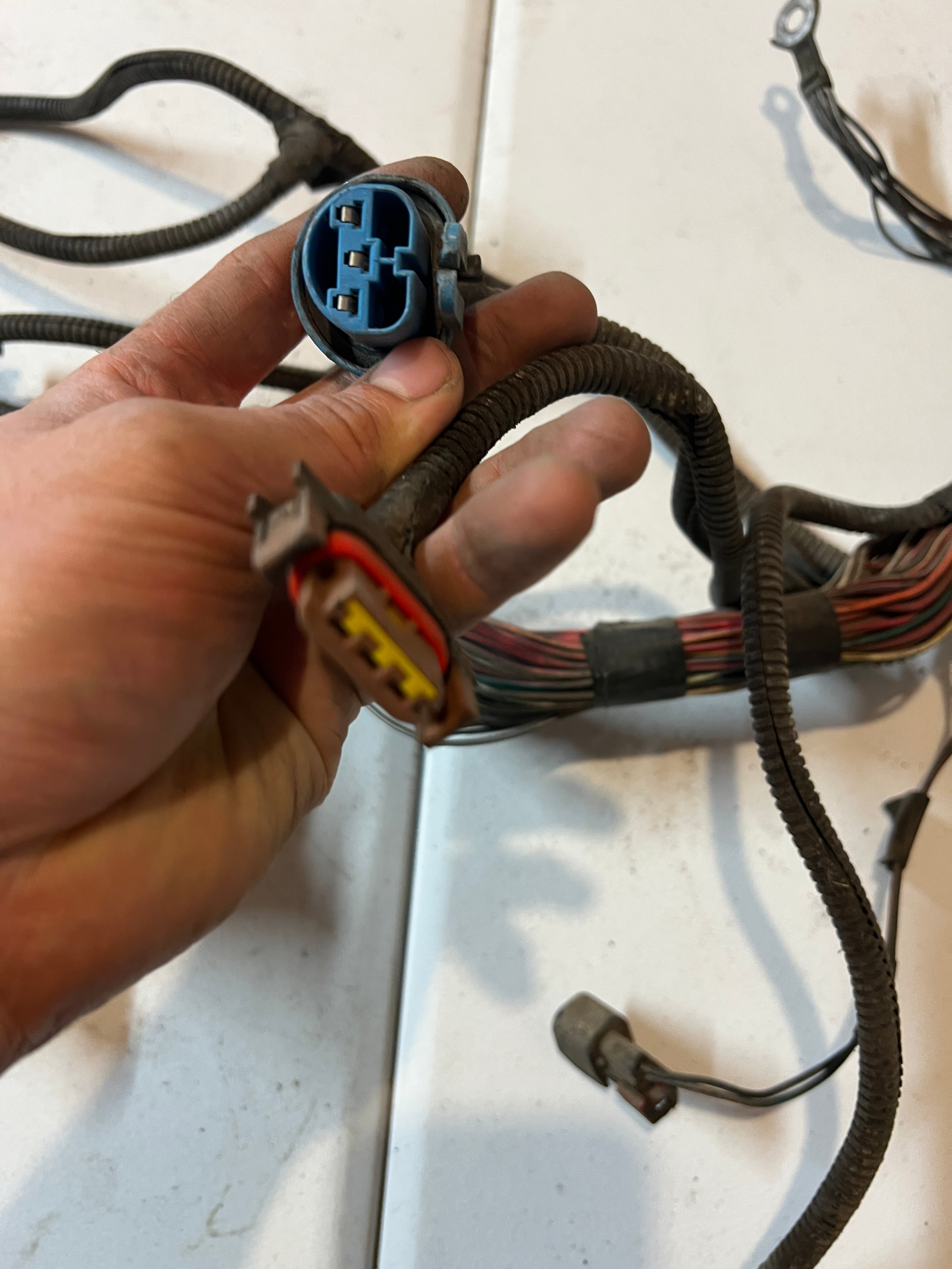 2004-2004 Dodge Ram 1500-3500 5.7L Hemi Engine Bay Wiring Harness