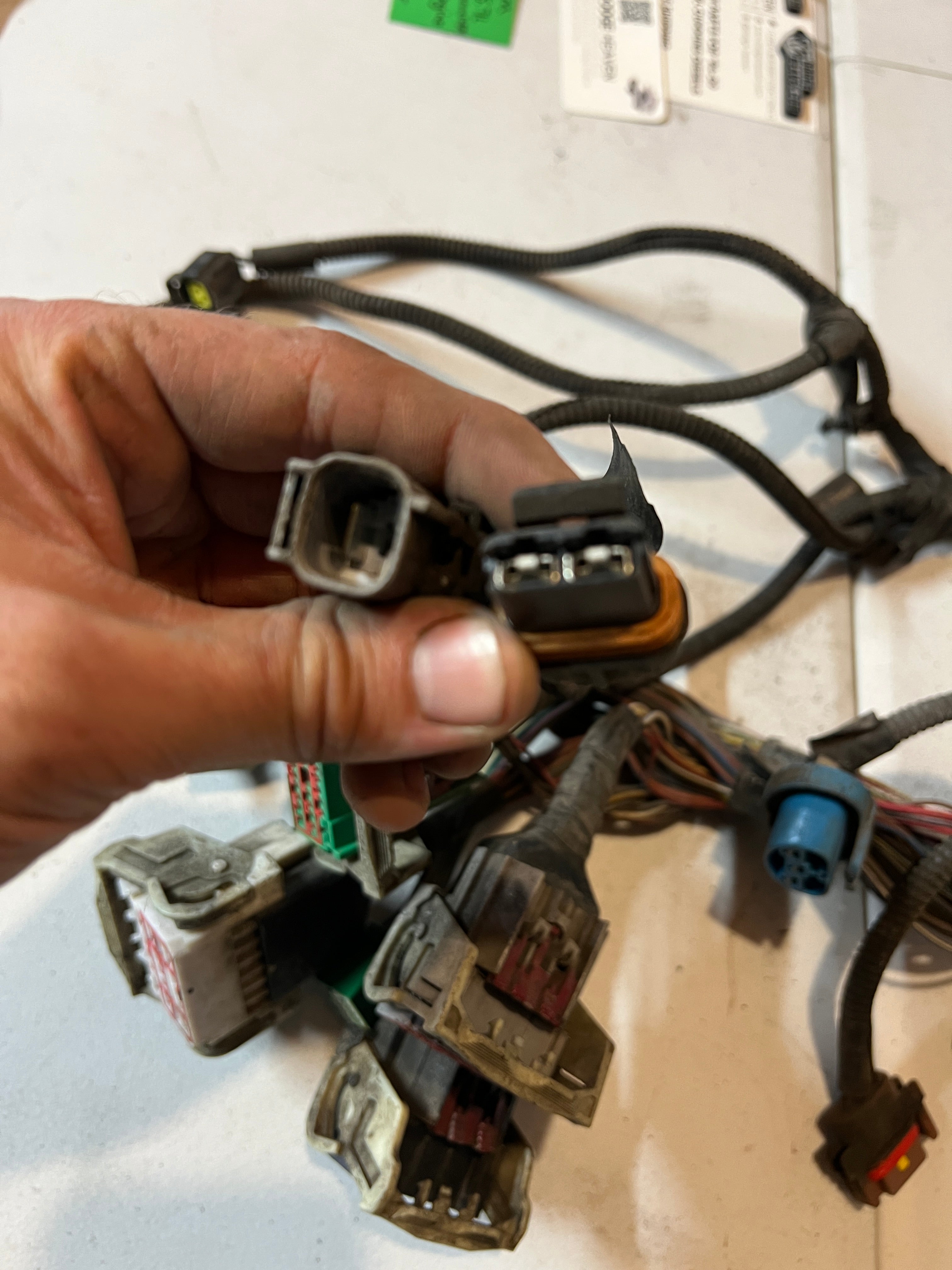 2004-2004 Dodge Ram 1500-3500 5.7L Hemi Engine Bay Wiring Harness