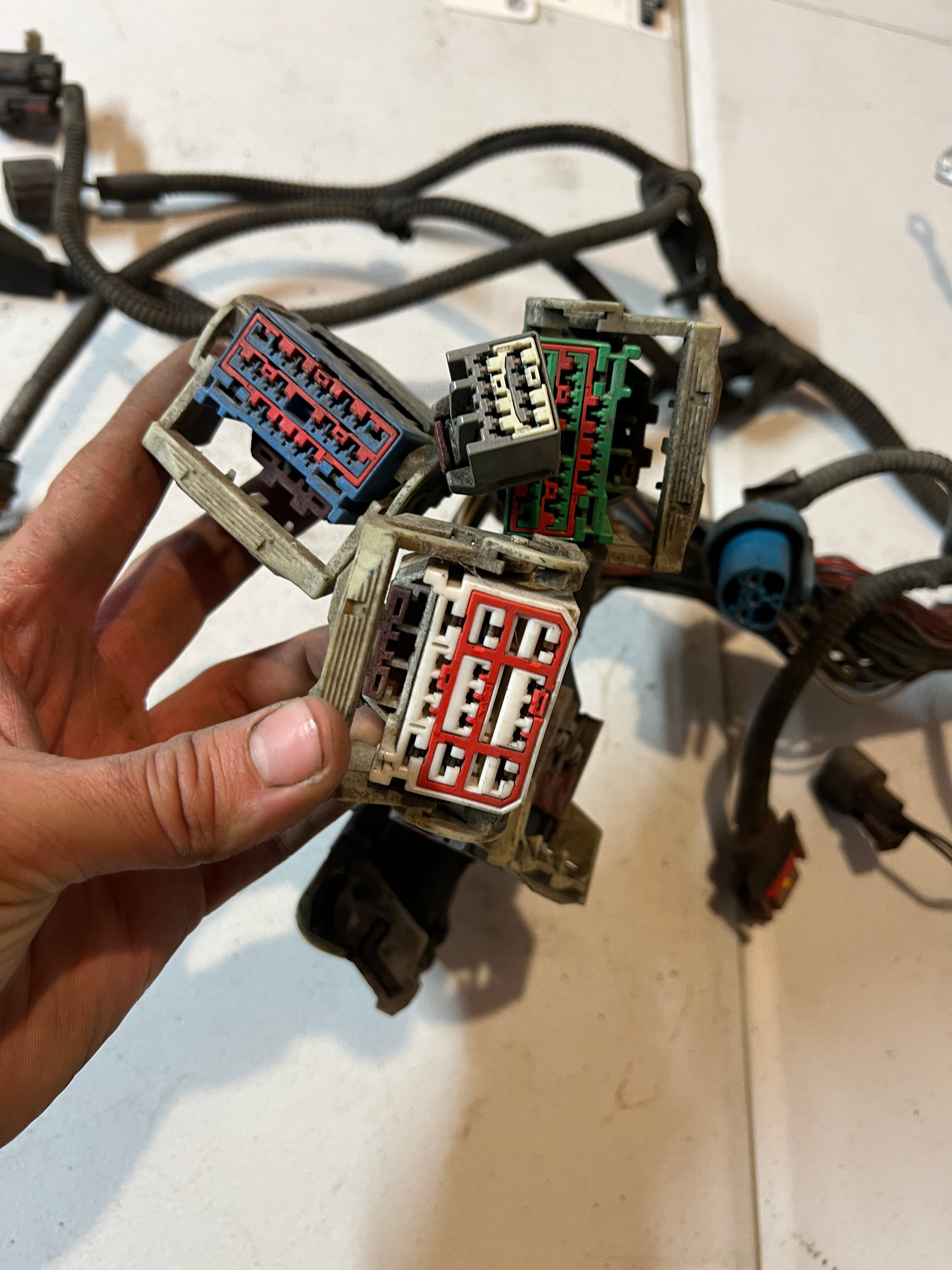 2004-2004 Dodge Ram 1500-3500 5.7L Hemi Engine Bay Wiring Harness