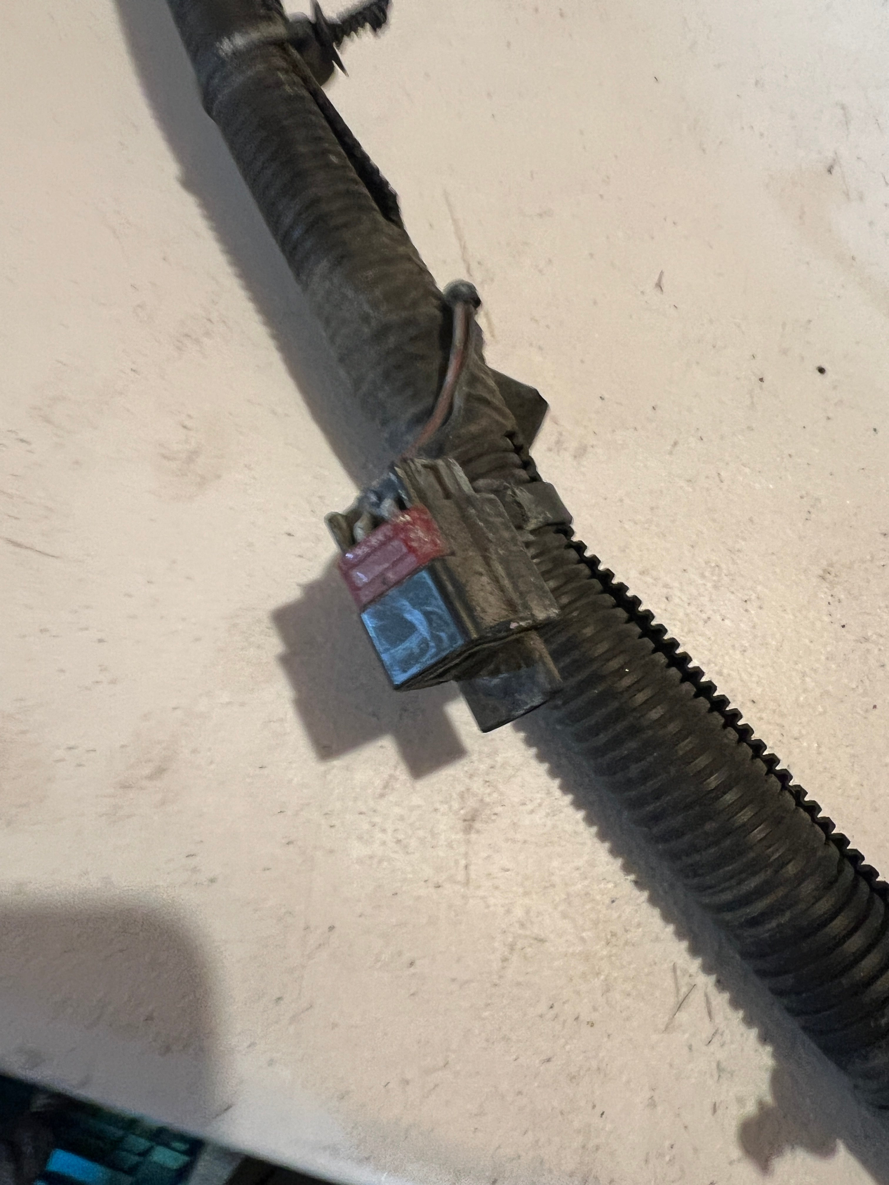 2004-2004 Dodge Ram 1500-3500 5.7L Hemi Engine Bay Wiring Harness