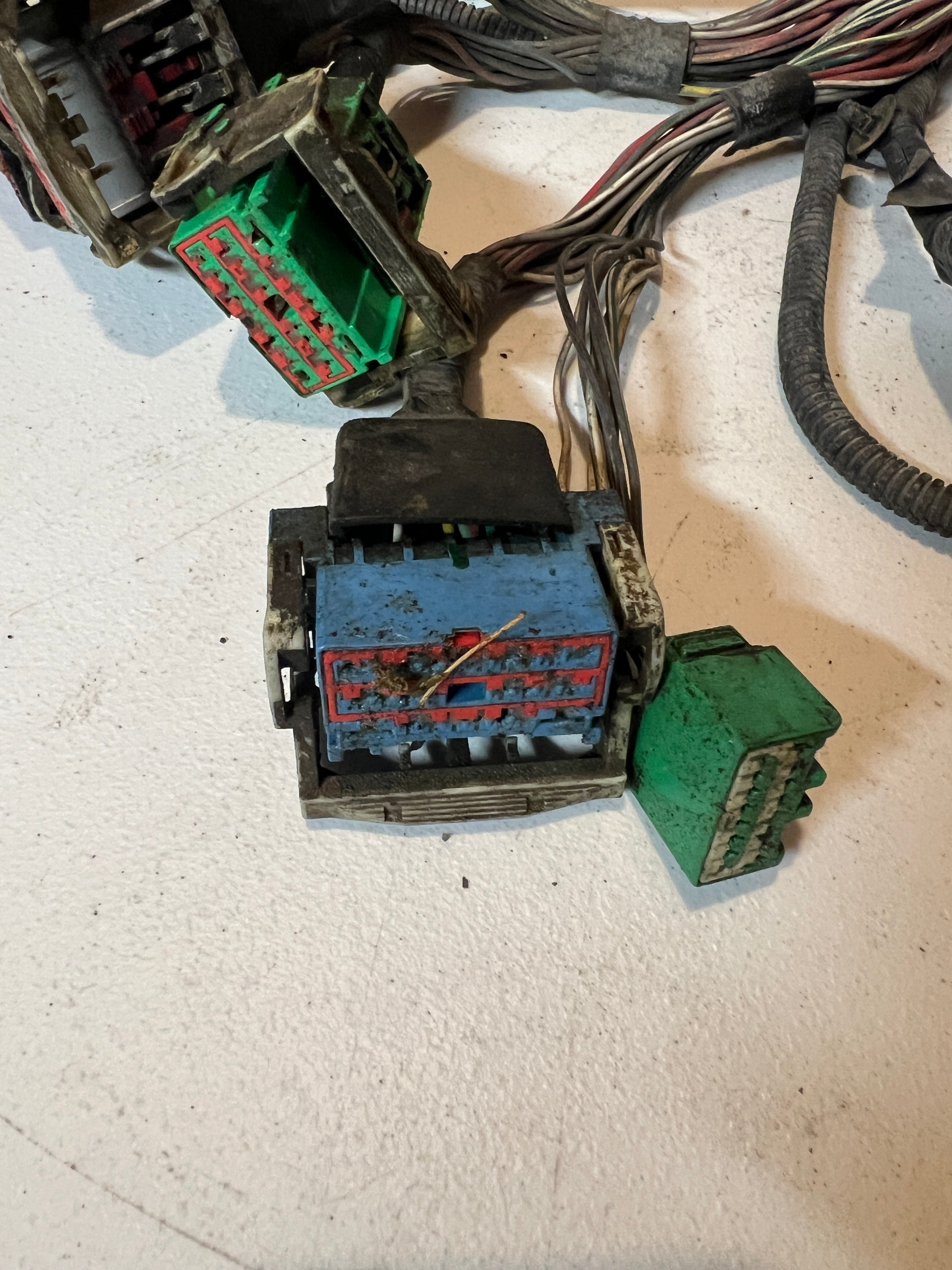 2005-2005 Dodge Ram 1500 5.7L Hemi Engine Bay Wiring Harness