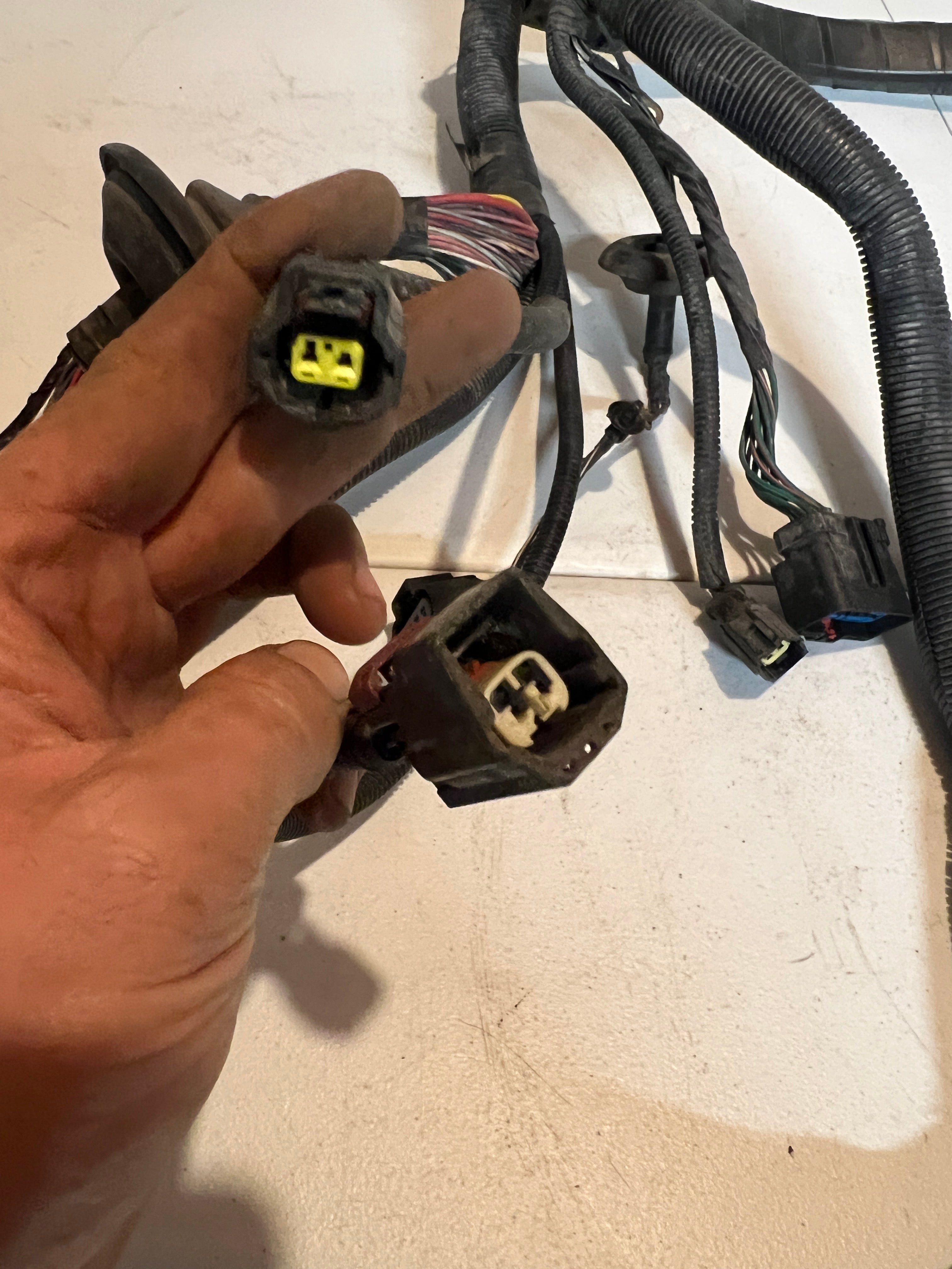 2005-2005 Dodge Ram 1500 5.7L Hemi Engine Bay Wiring Harness