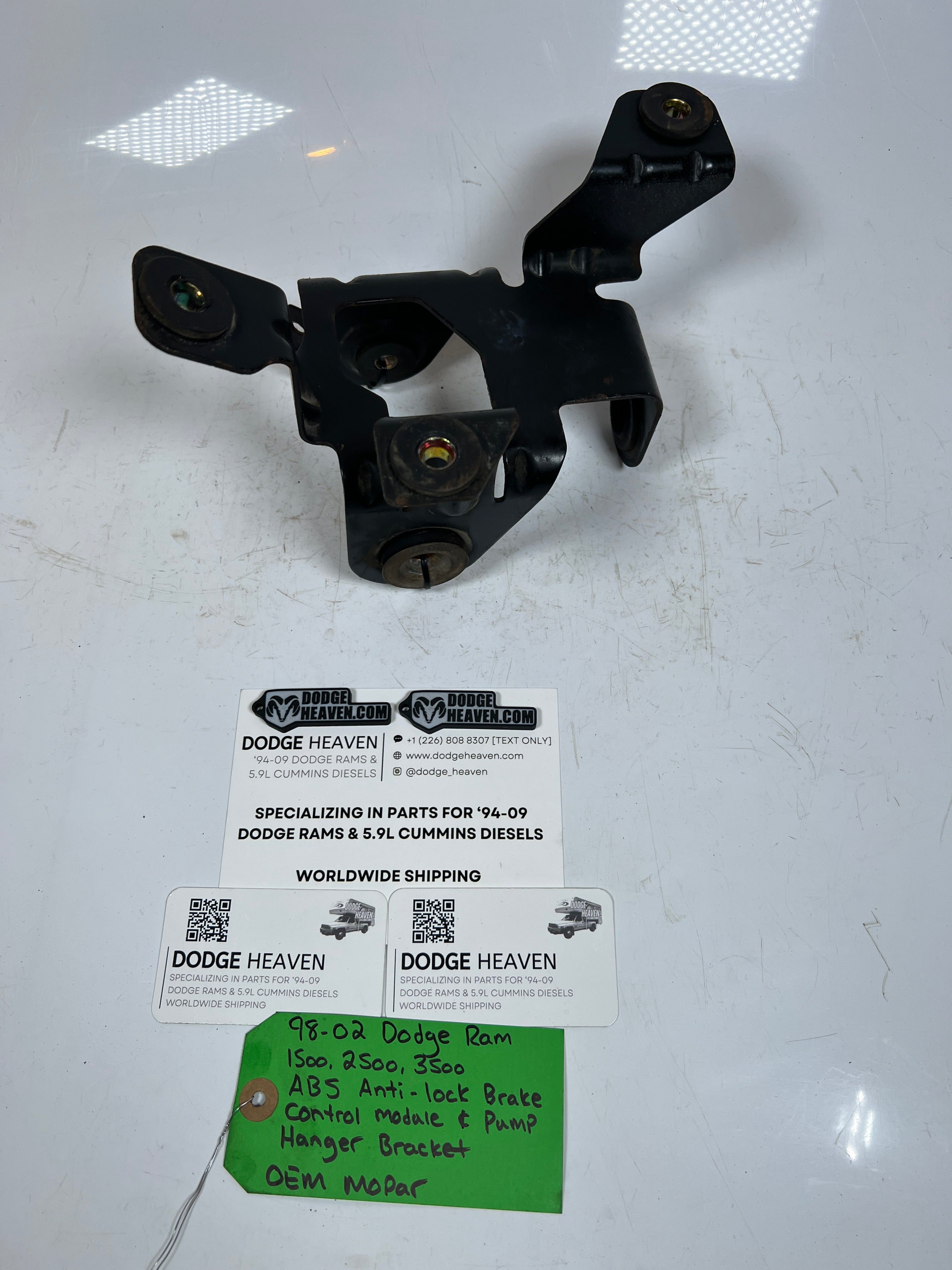 1998-2002 Dodge Ram ABS Anti-Lock Brake Module & Pump Bracket