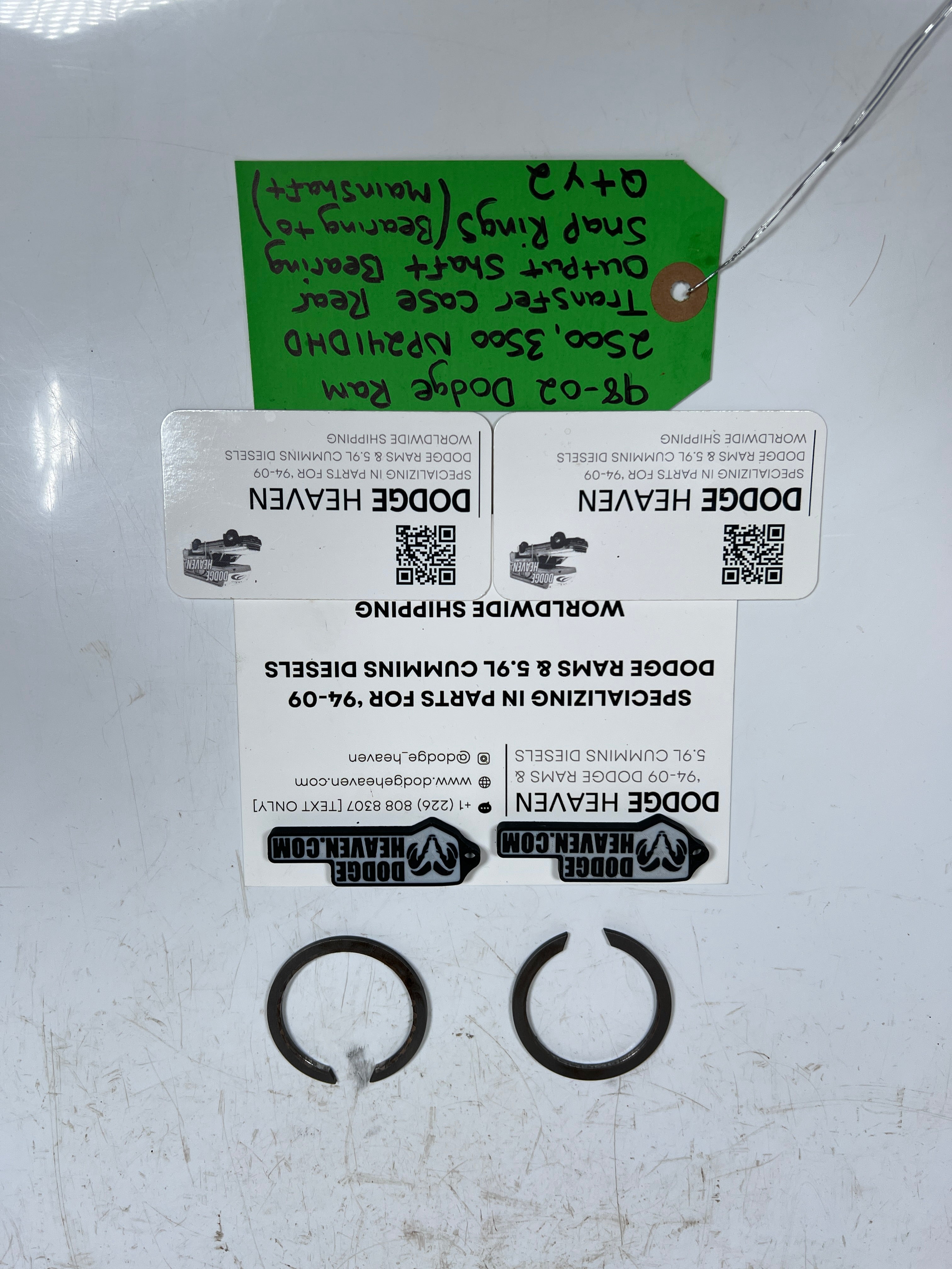 1998-2002 Dodge Ram NP241DHD Transfer Case Rear Output Shaft Bearing Snap Rings