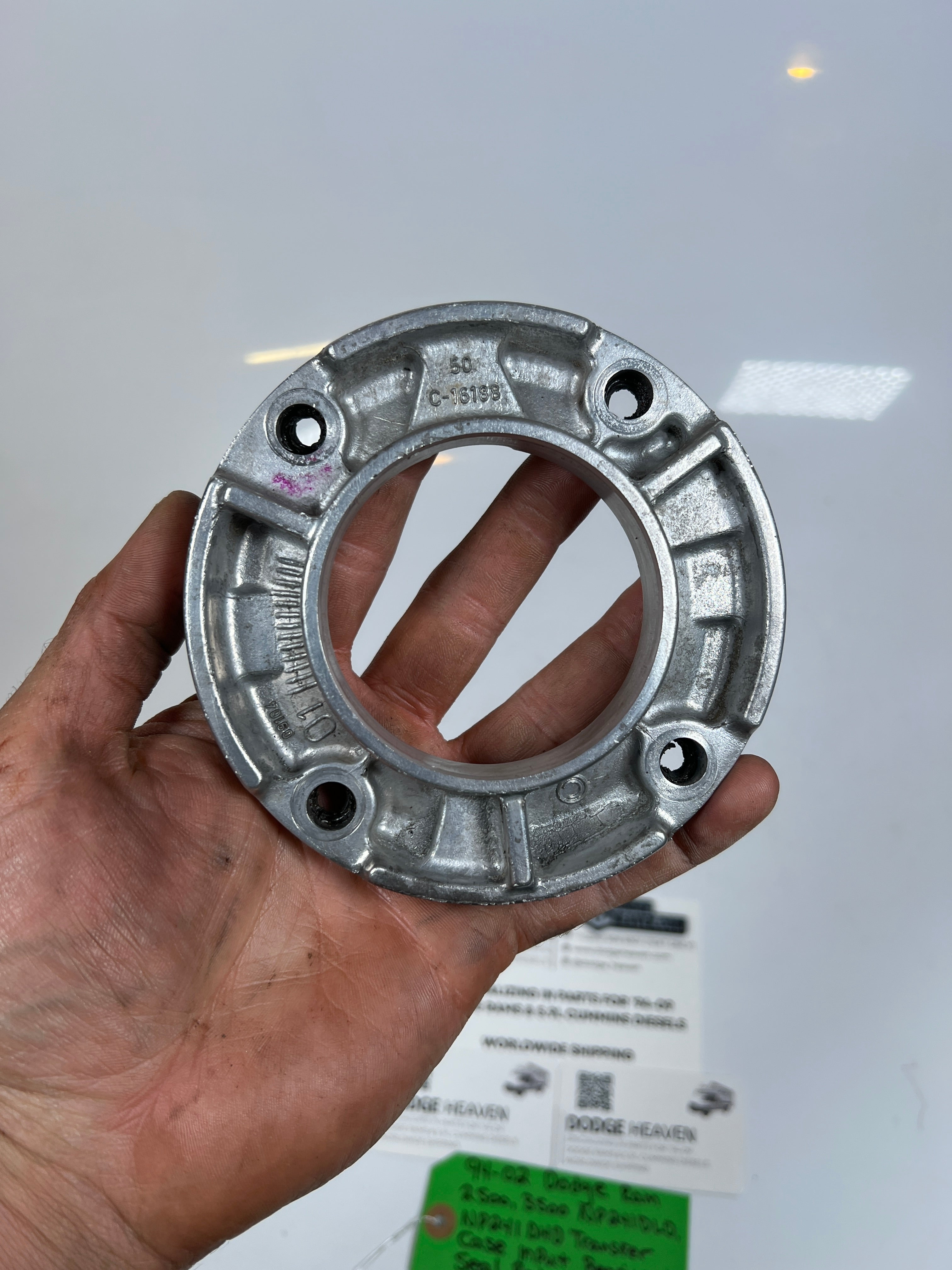 1994-2002 Dodge Ram 241DLD 241DHD Transfer Case Input Bearing / Seal Retainer