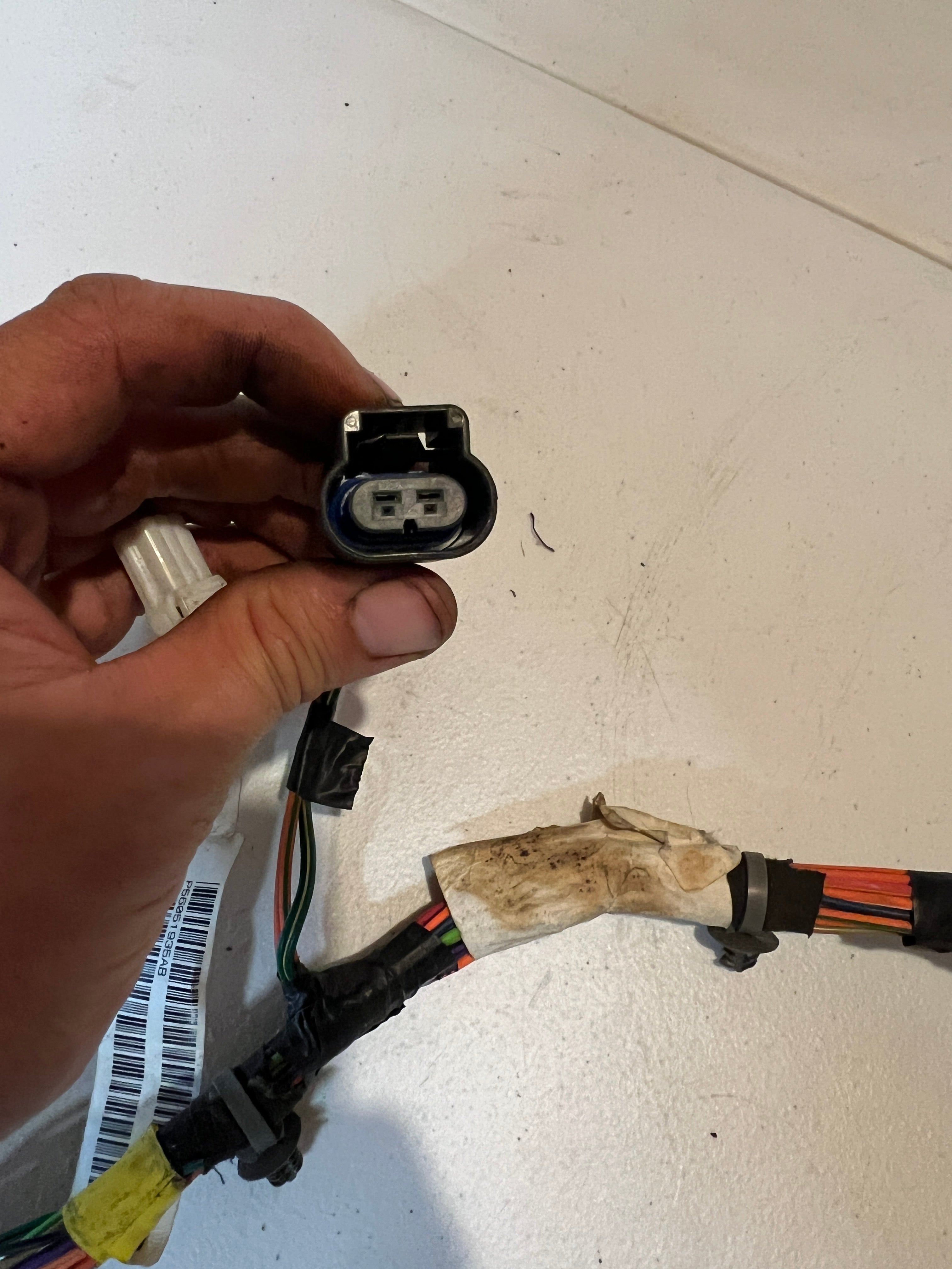 2004-2005 Dodge Ram Front Driver Power Door Wiring Harness