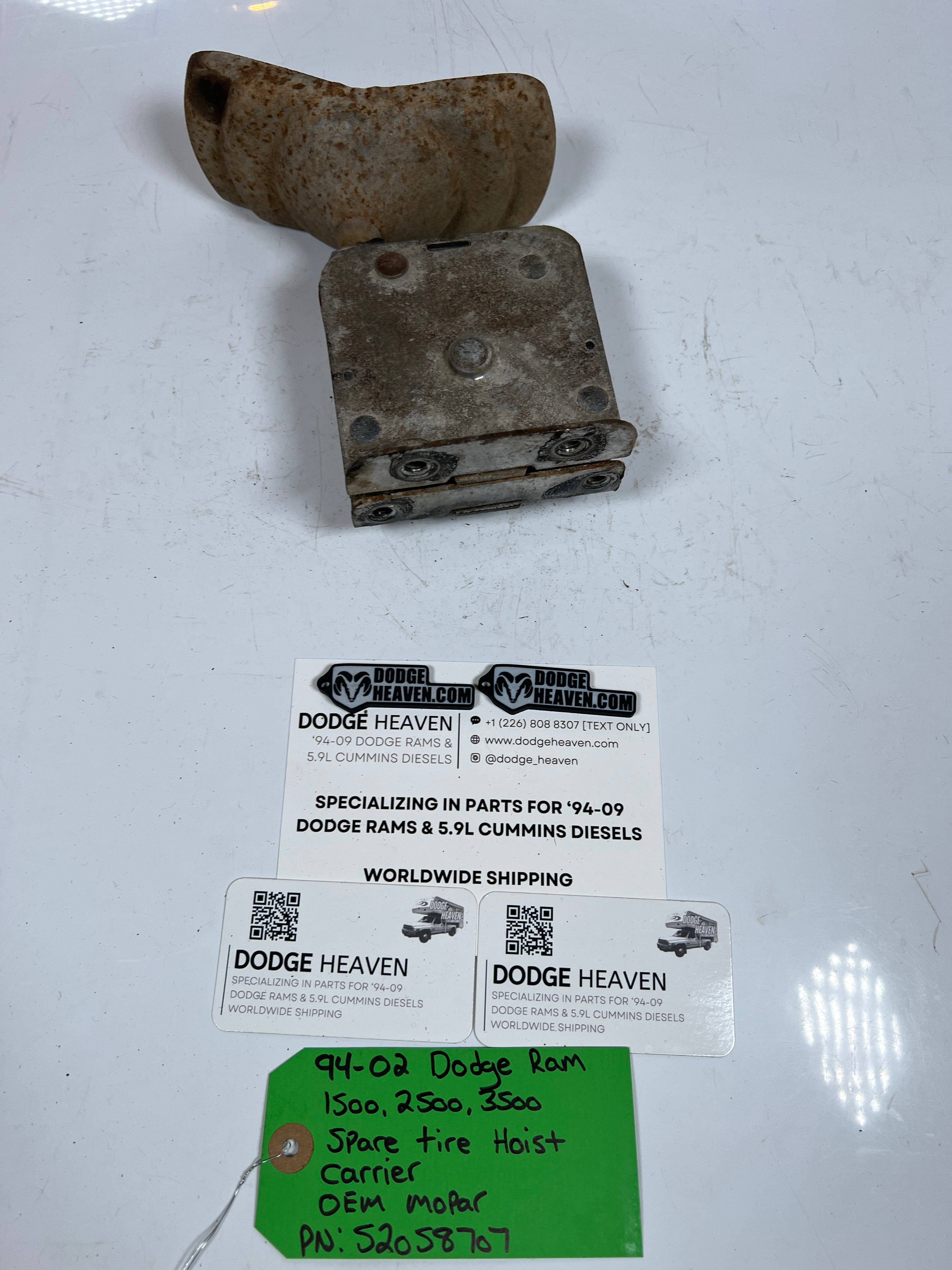 1994-2002 Dodge Ram 1500-3500 Spare Tire Hoist / Winch Carrier