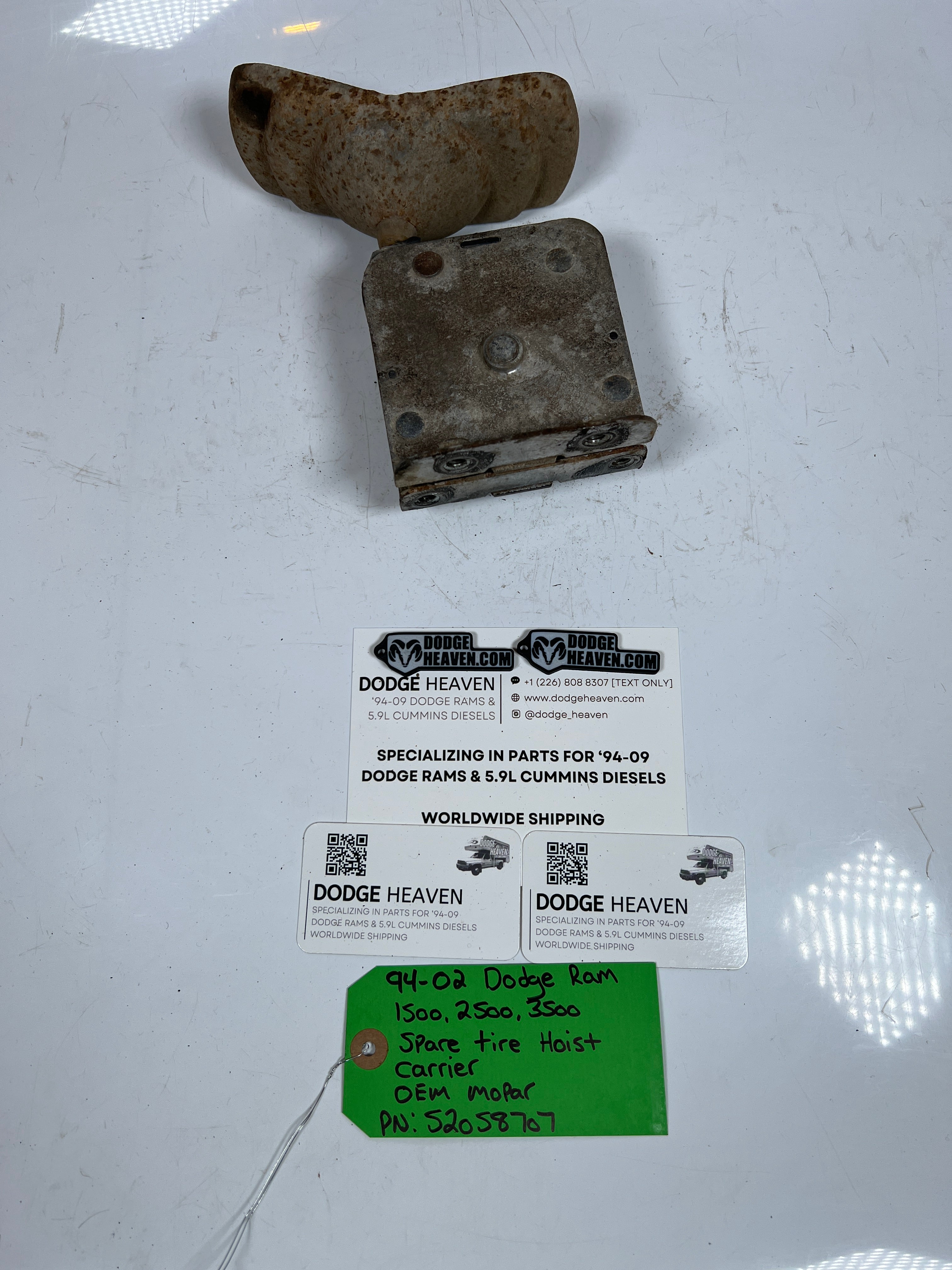 1994-2002 Dodge Ram 1500-3500 Spare Tire Hoist / Winch Carrier