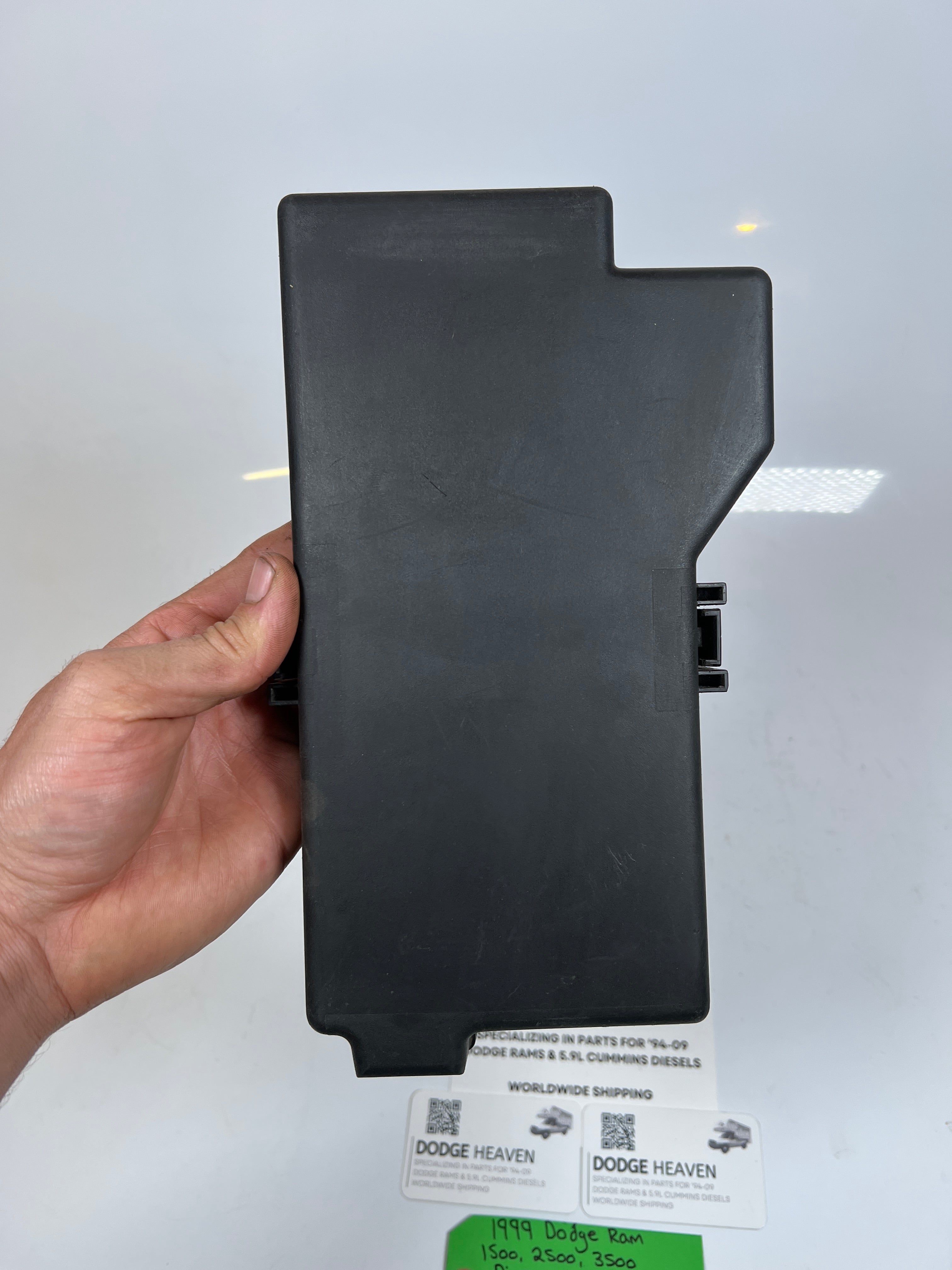 1999-1999 Dodge Ram 1500-3500 Gas & Diesel Fuse Box Lid Cover