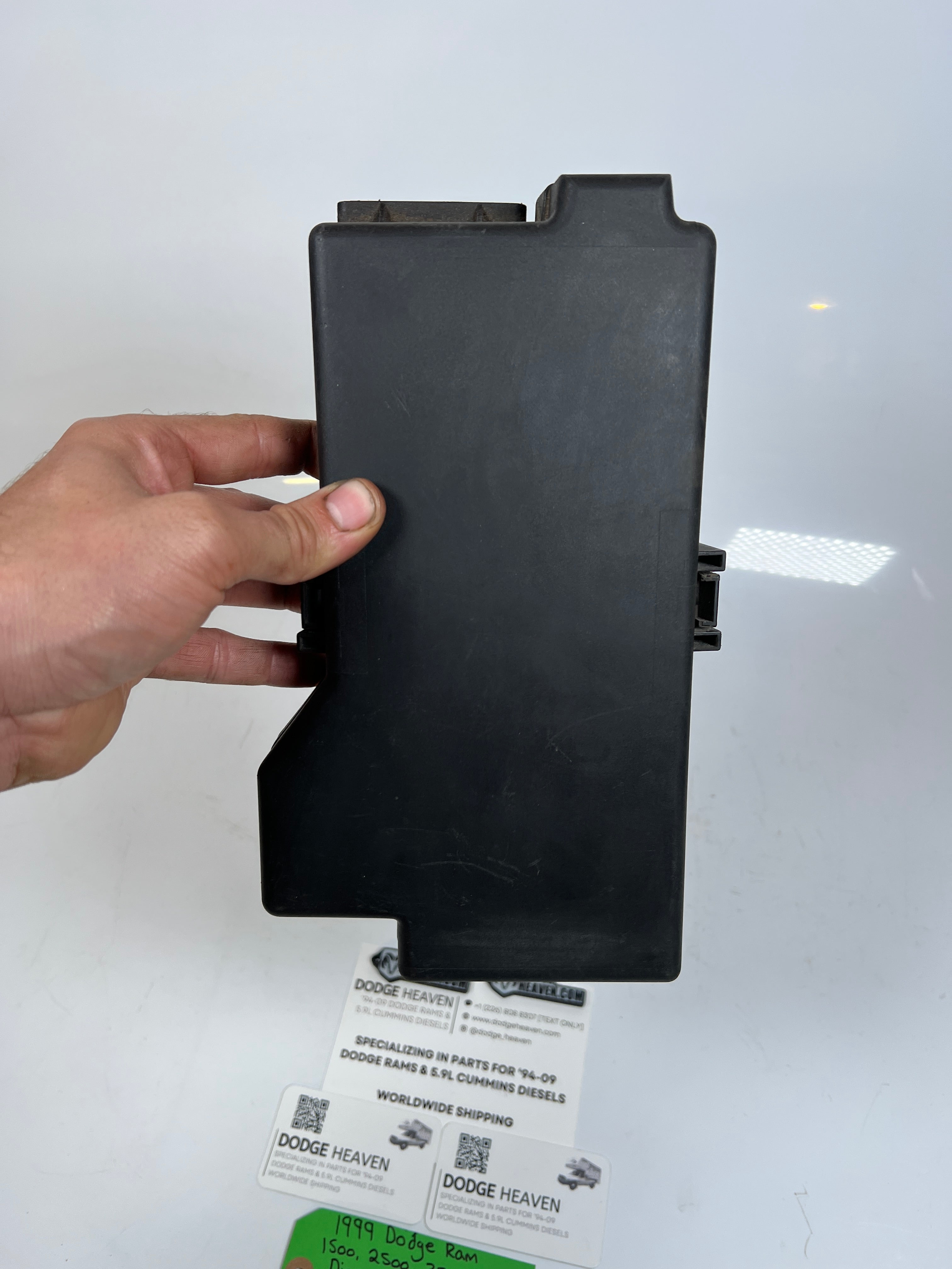 1999-1999 Dodge Ram 1500-3500 Gas & Diesel Fuse Box Lid Cover