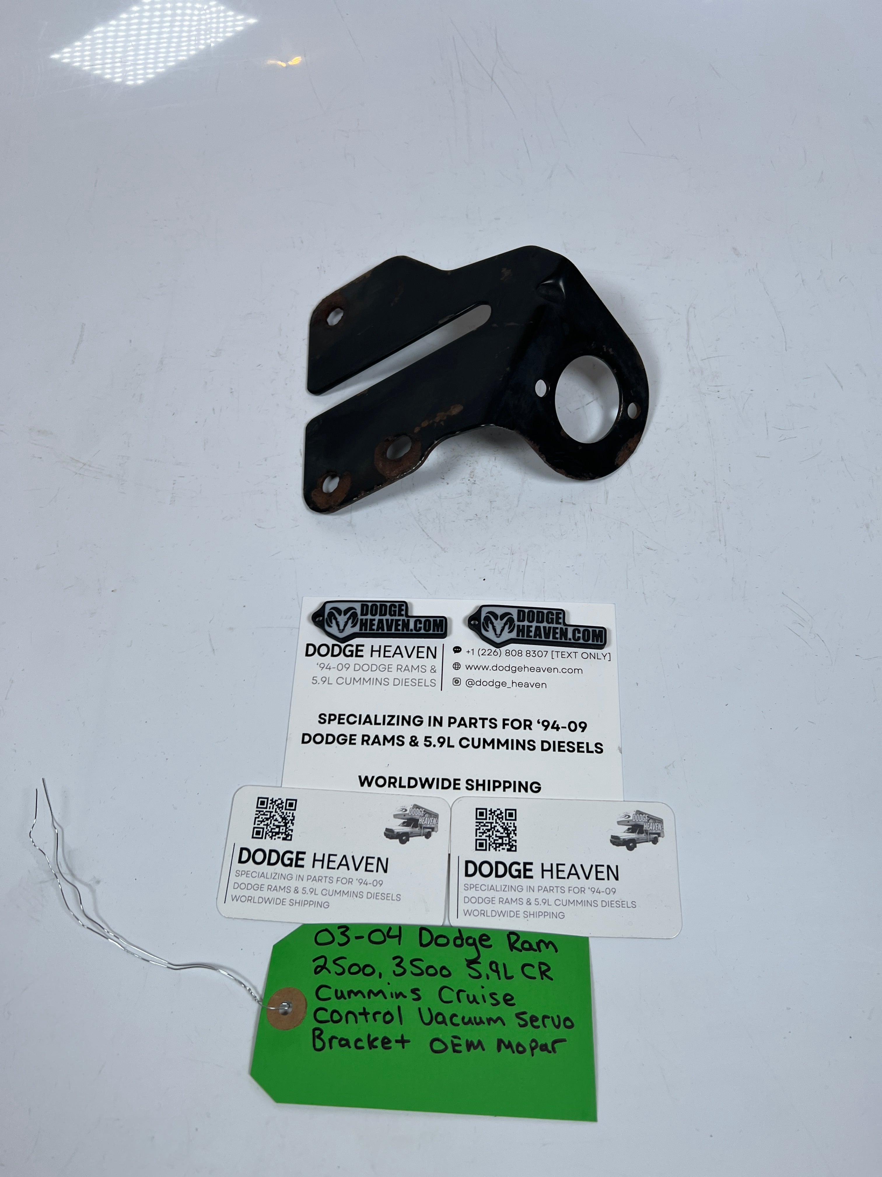2003-2004 Dodge Ram 2500 3500 5.9L Cummins Cruise Control Vacuum Servo Bracket