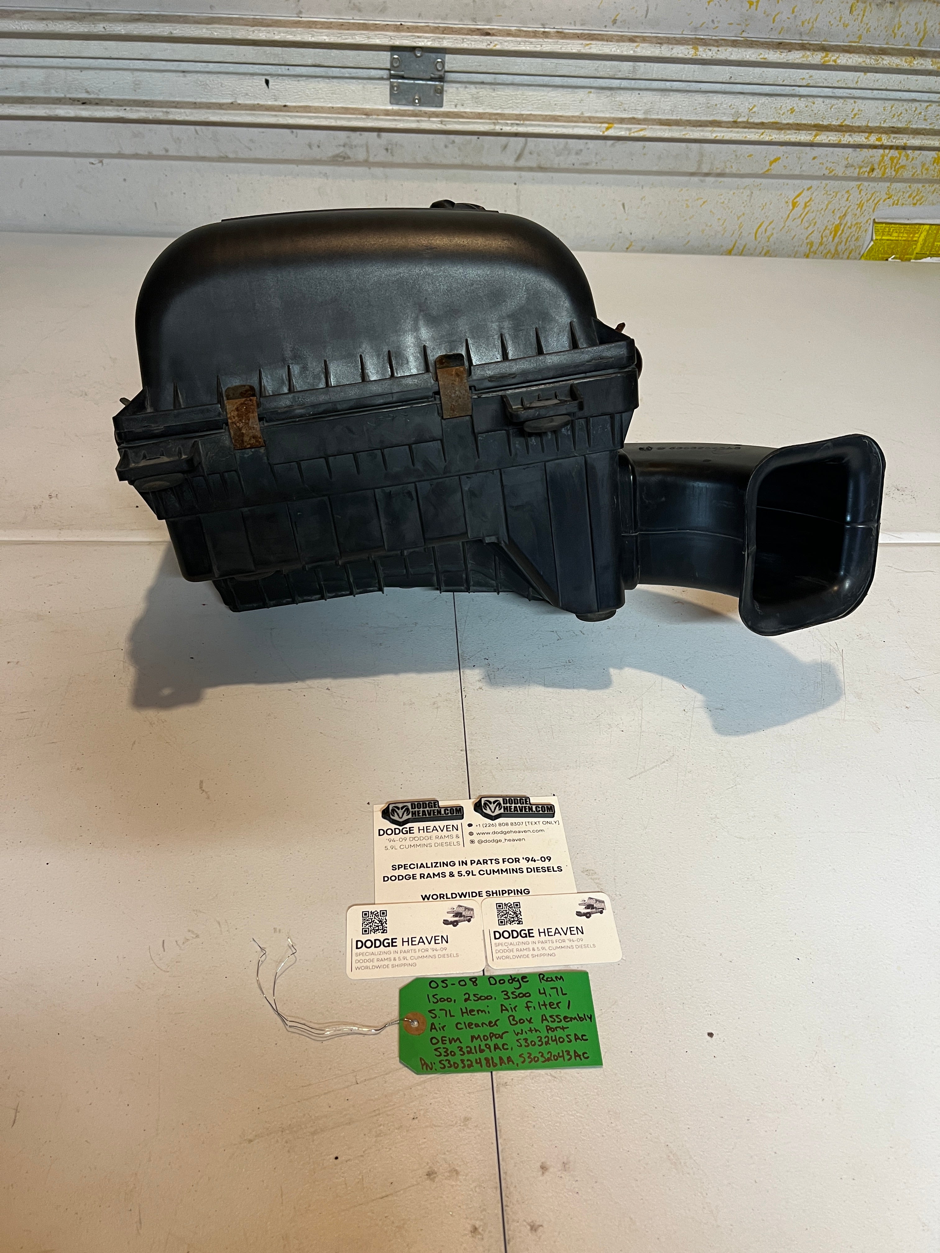 2005-2008 Dodge Ram 1500-3500 4.7 5.7L Air Filter Air Box Assembly With Port