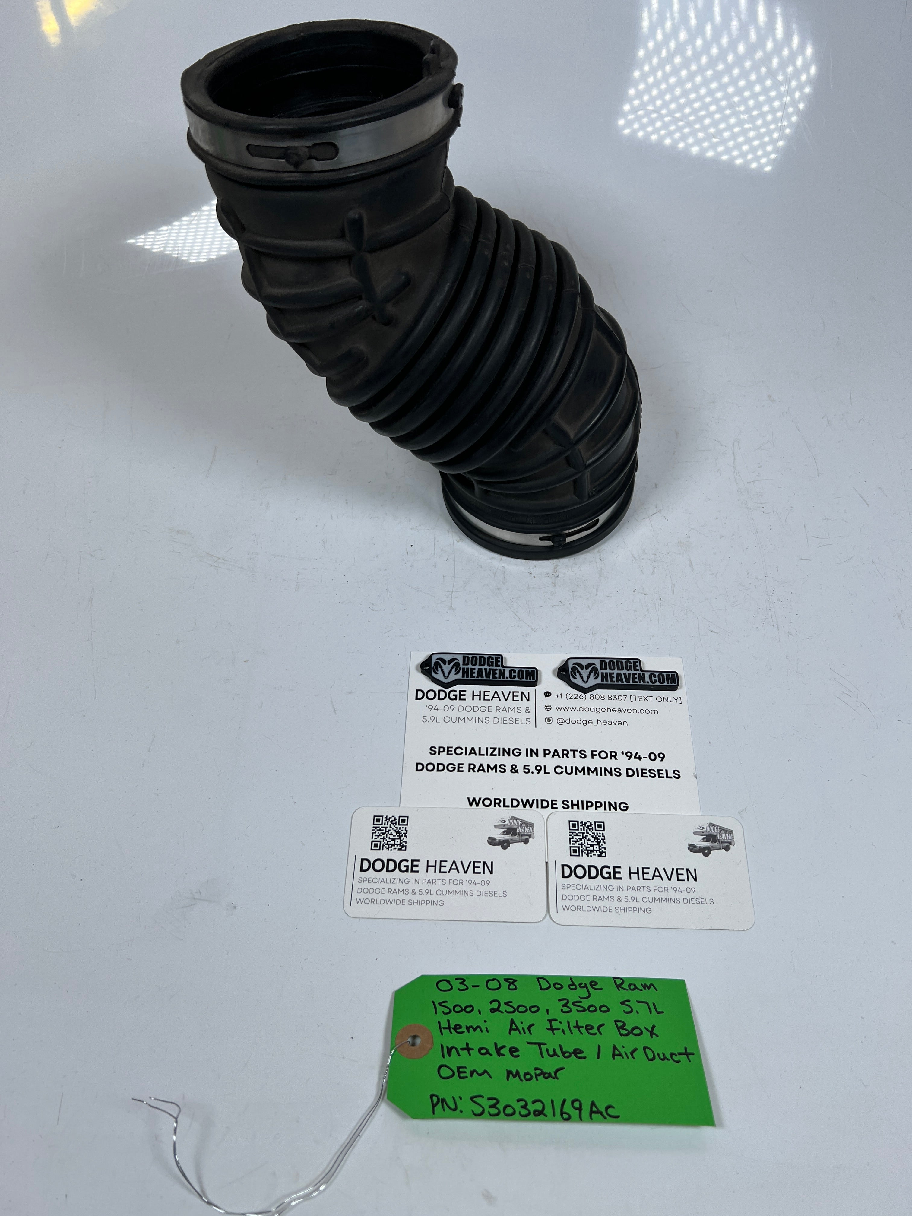 2003-2008 Dodge Ram 1500-3500 5.7l Hemi Air Filter Intake Tube