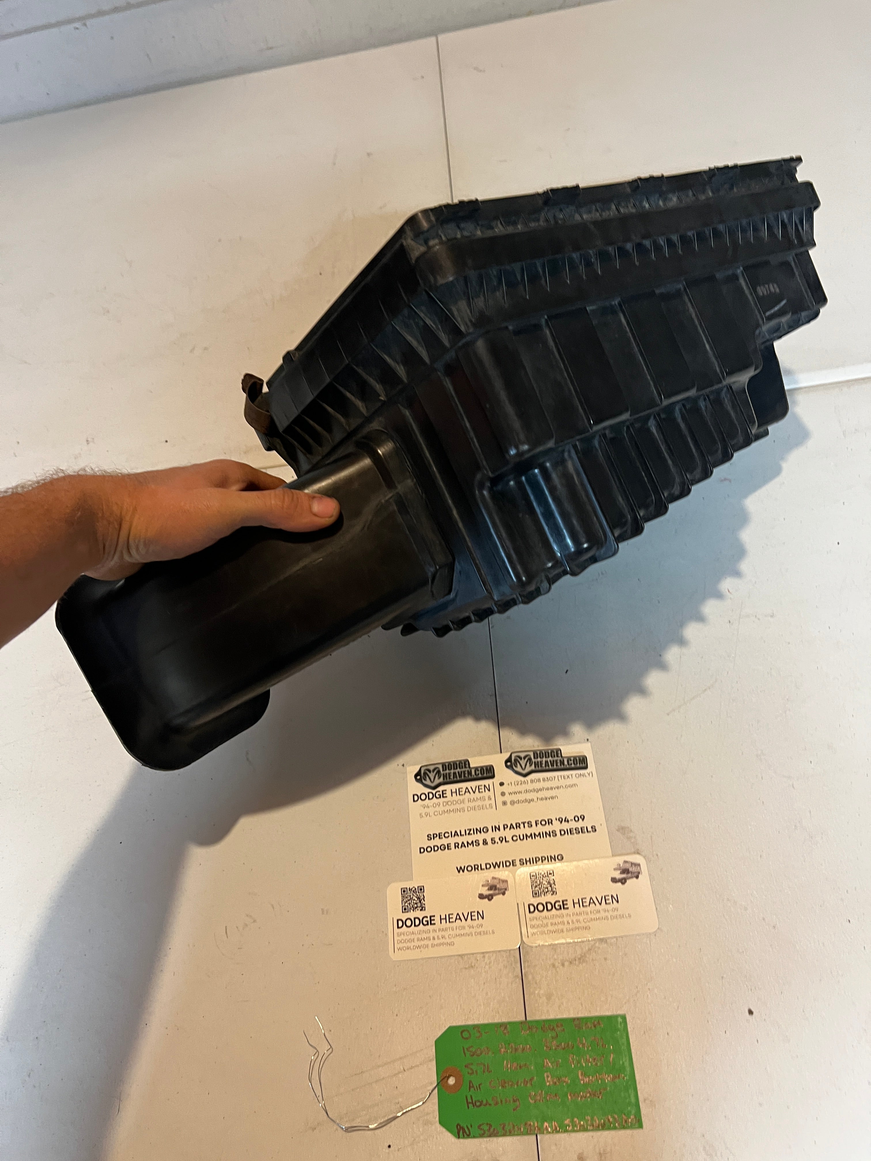 2003-2018 Dodge Ram 1500-3500 4.7L 5.7L Hemi Air filter Box Bottom Housing