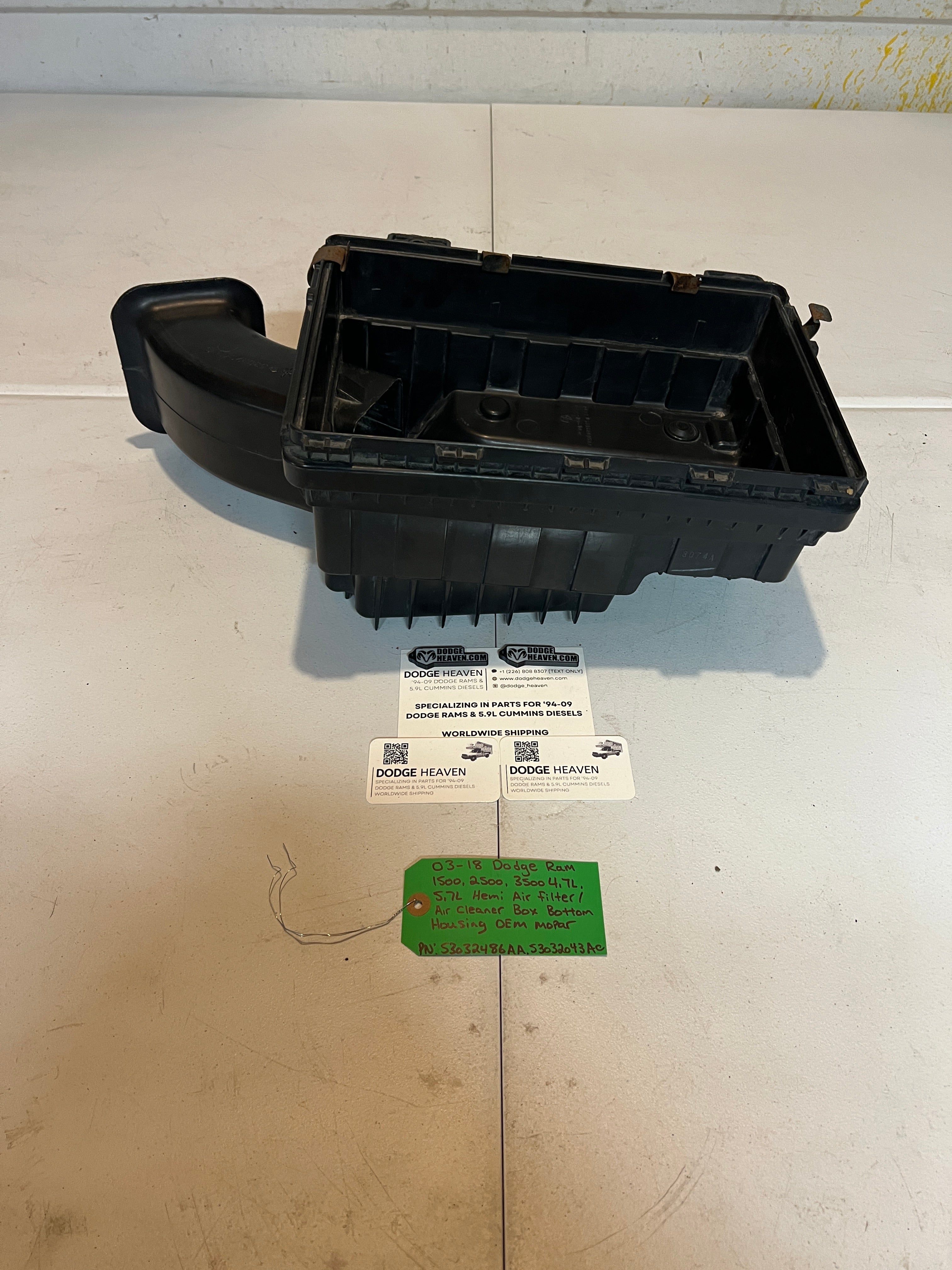 2003-2018 Dodge Ram 1500-3500 4.7L 5.7L Hemi Air filter Box Bottom Housing