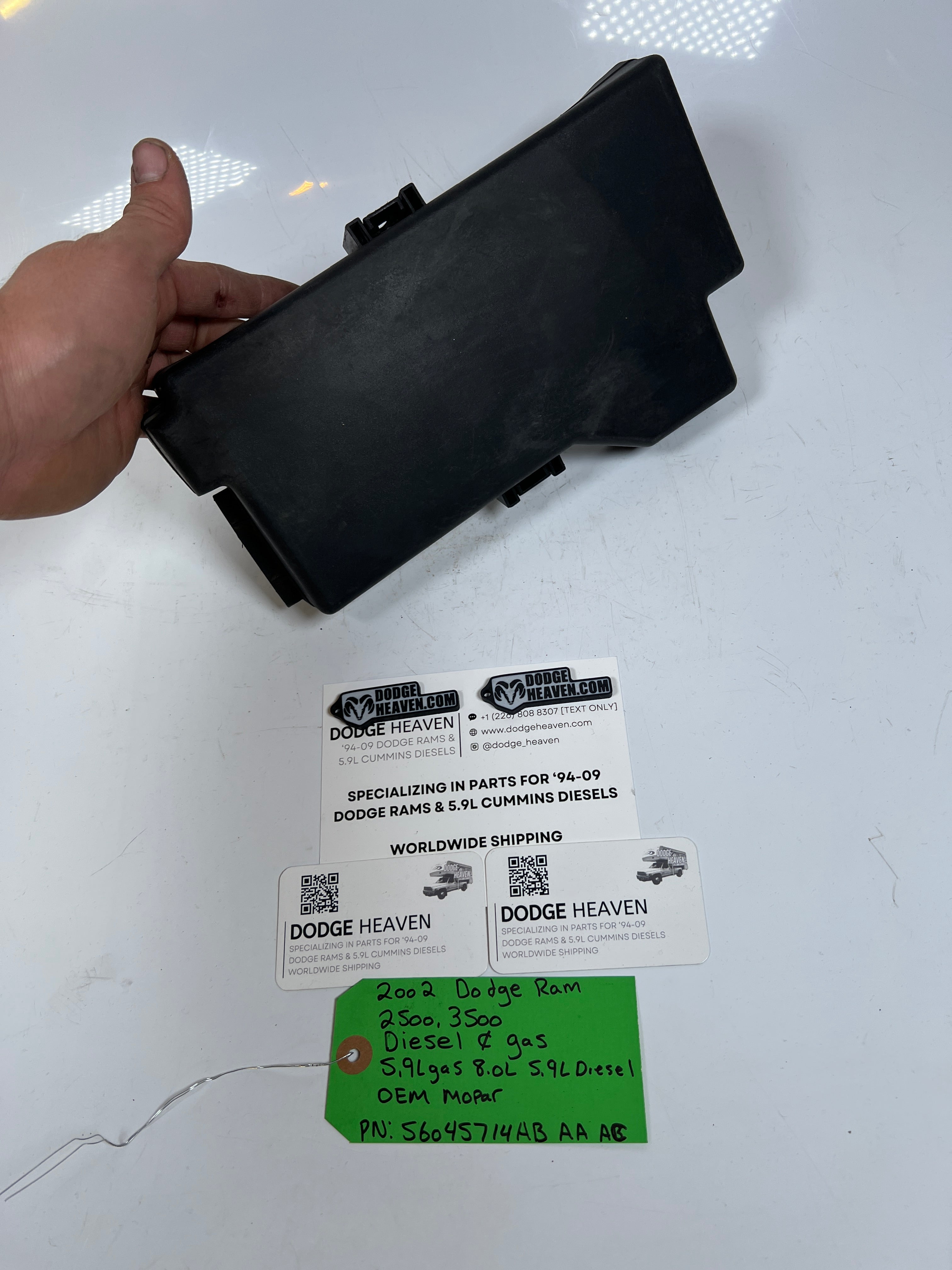 2002-2002 Dodge Ram 2500 3500 Diesel & Gas Fuse Box Lid / Cover