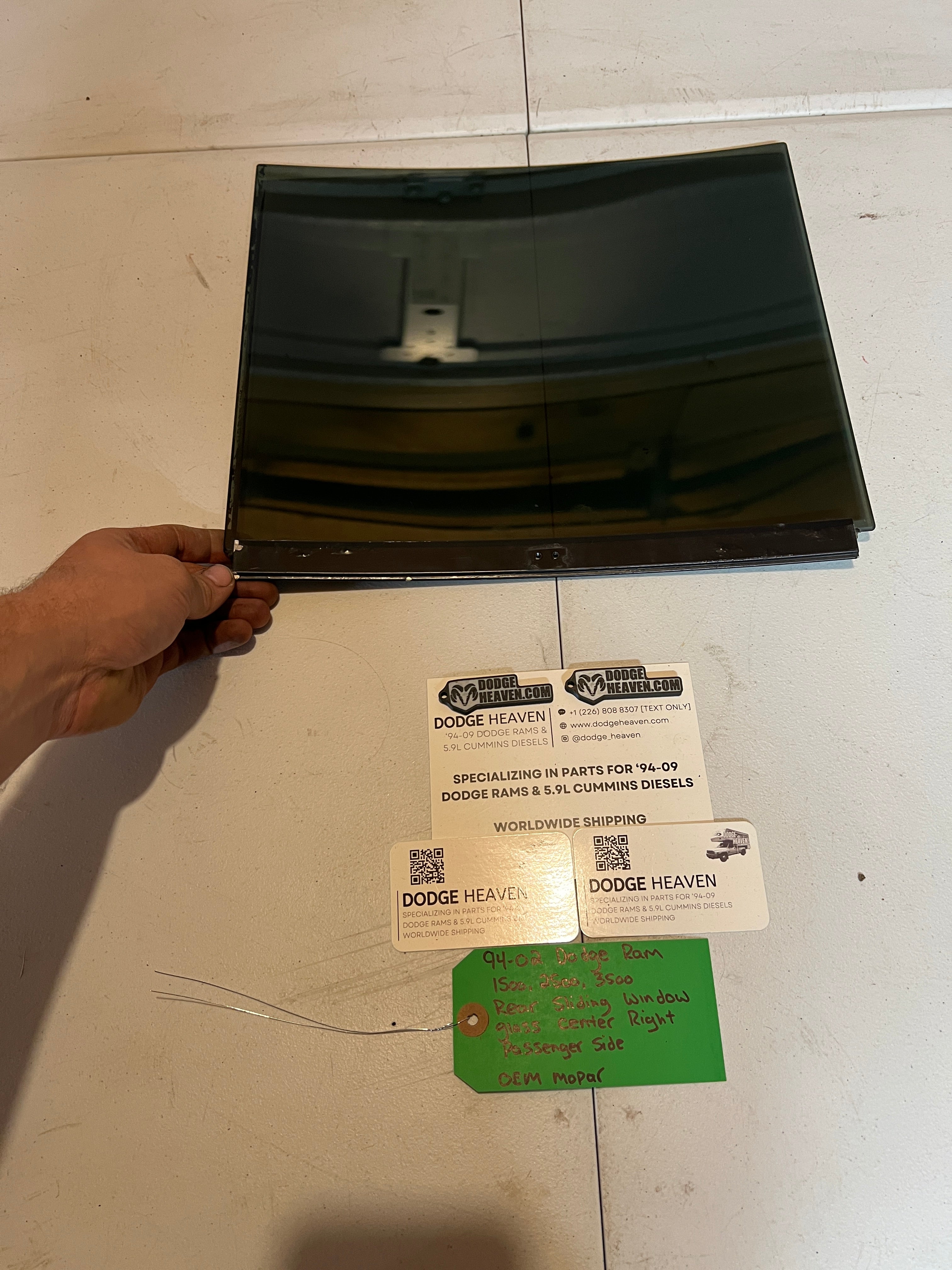 1994-2002 Dodge Ram 1500-3500 Rear Slider Sliding Window Glass Center RH