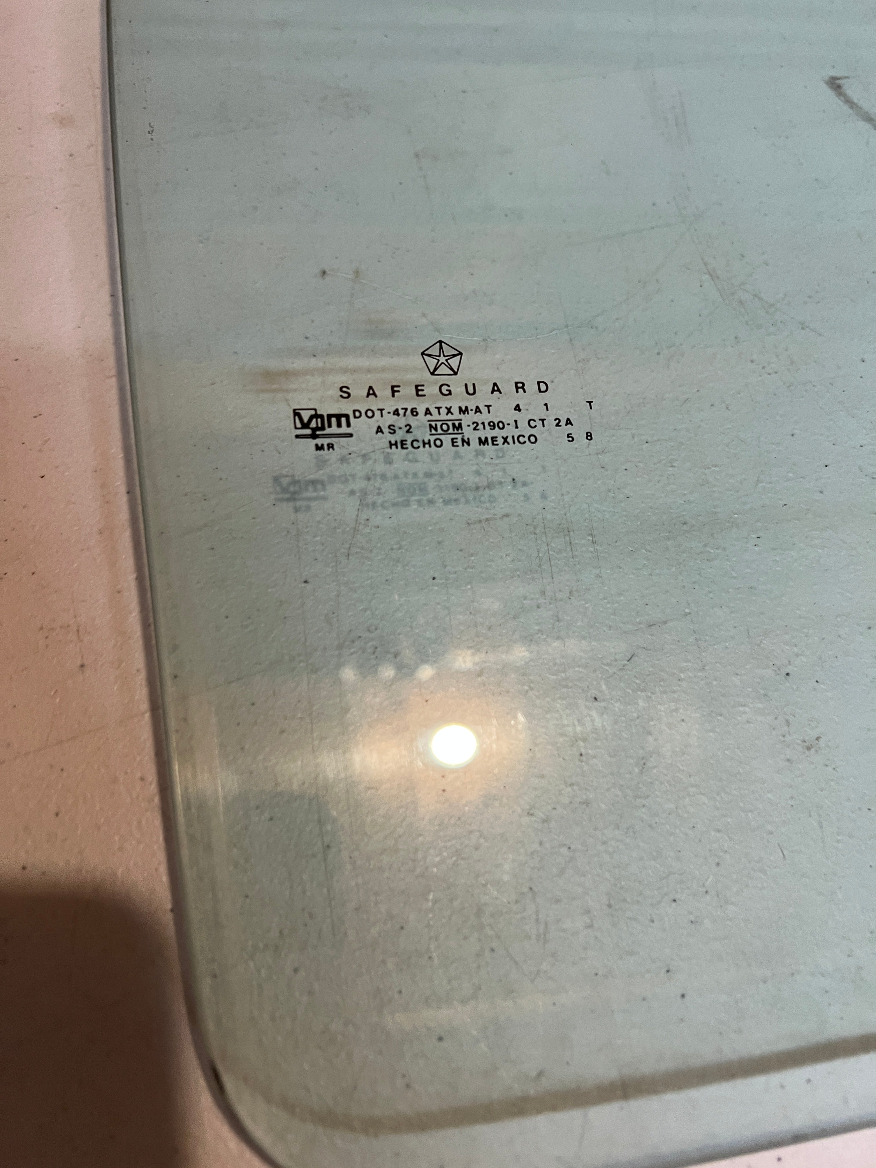 1994-2002 Dodge Ram 1500-3500 Passenger RH Front Door Window Glass