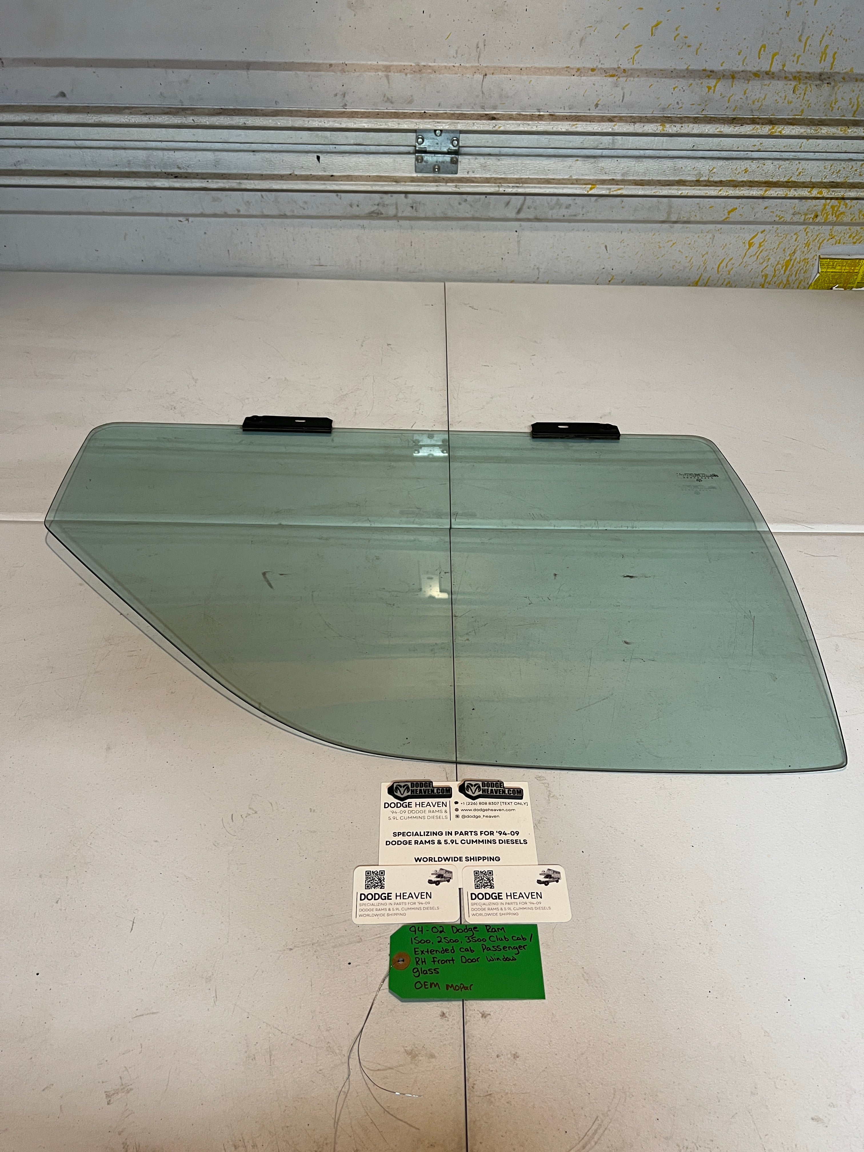 1994-2002 Dodge Ram 1500-3500 Passenger RH Front Door Window Glass