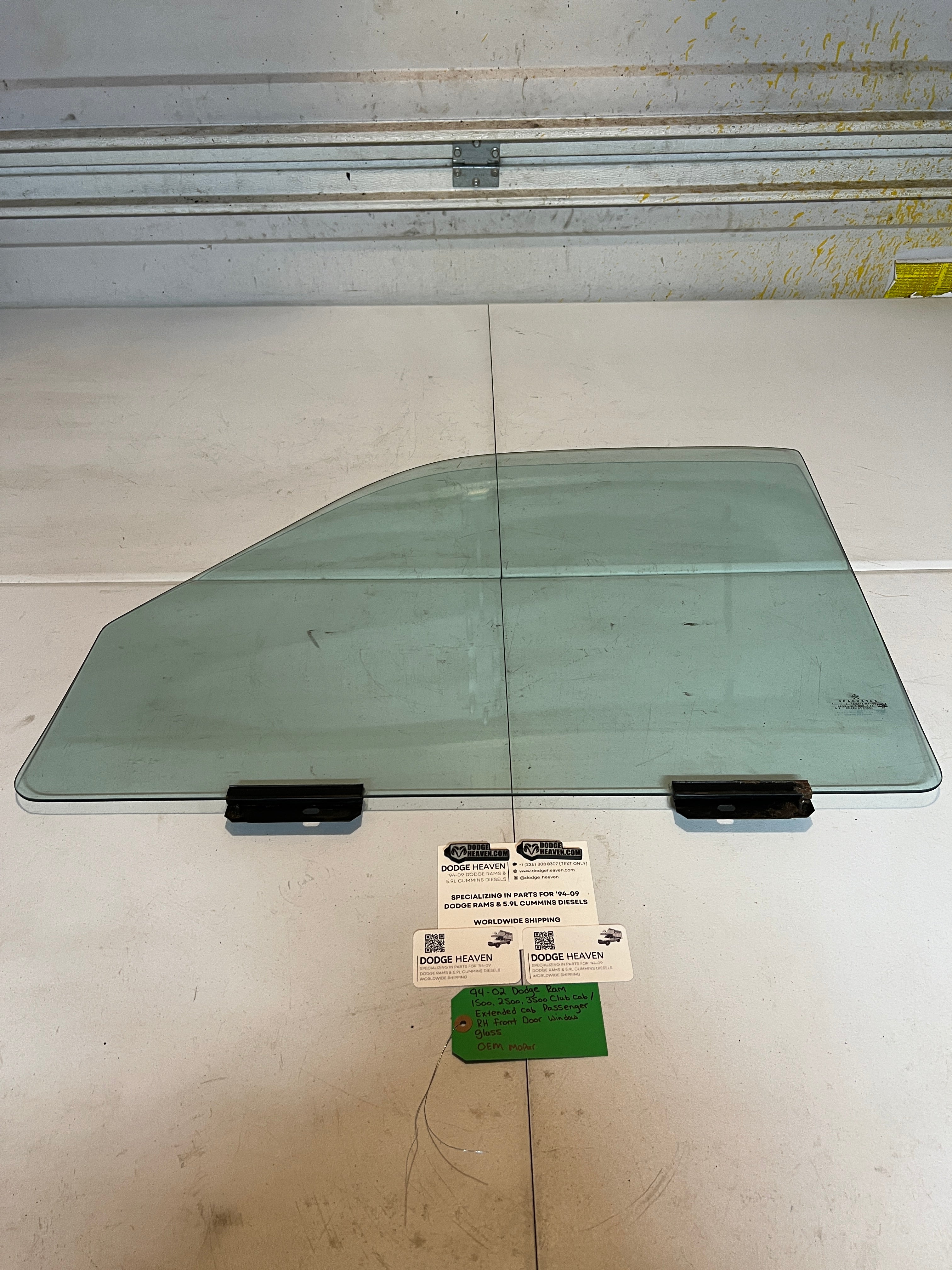 1994-2002 Dodge Ram 1500-3500 Passenger RH Front Door Window Glass